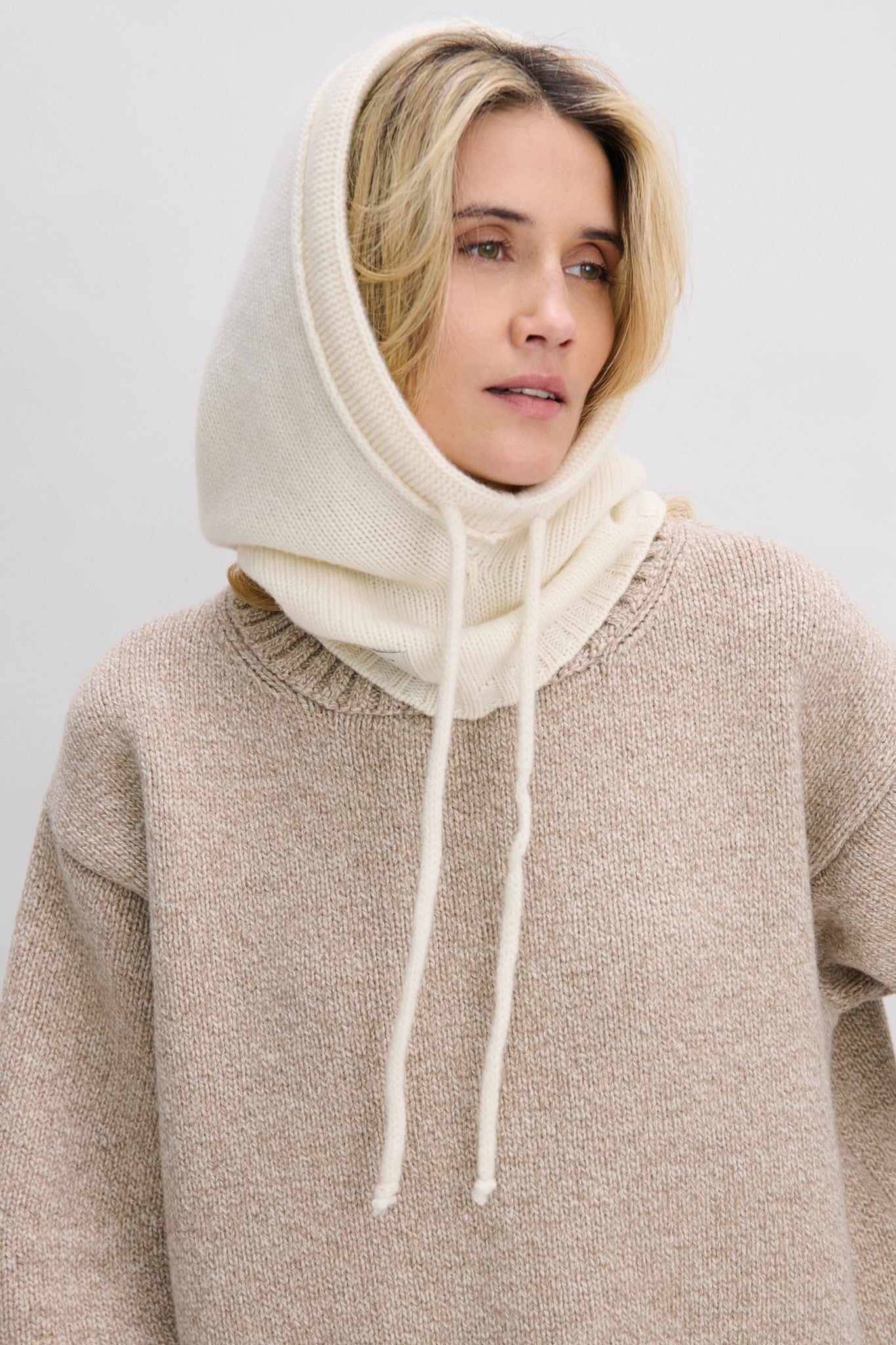 Balaclava z kaszmiru ecru - 2