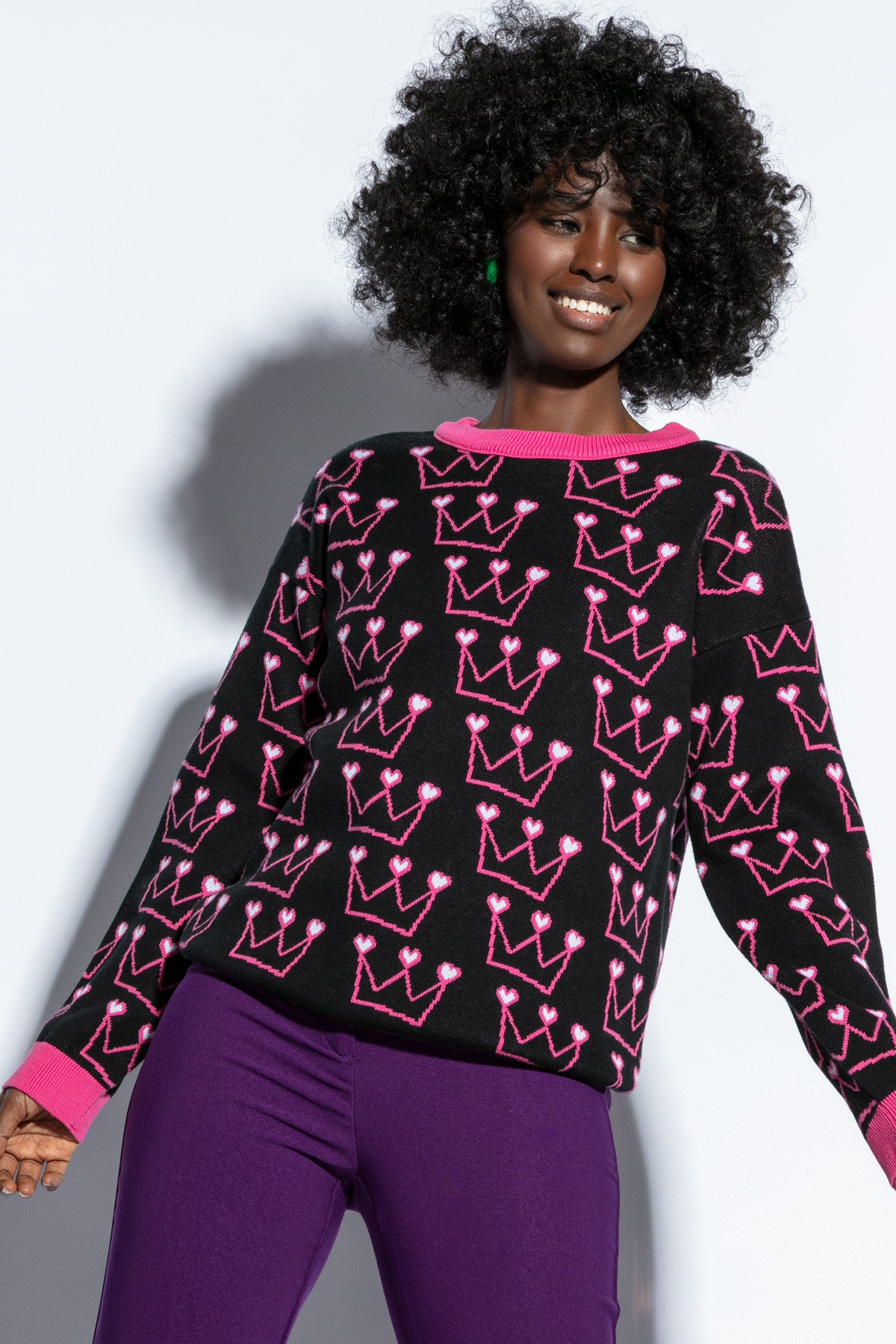 Bawełniany sweter korony serca czarny - 3