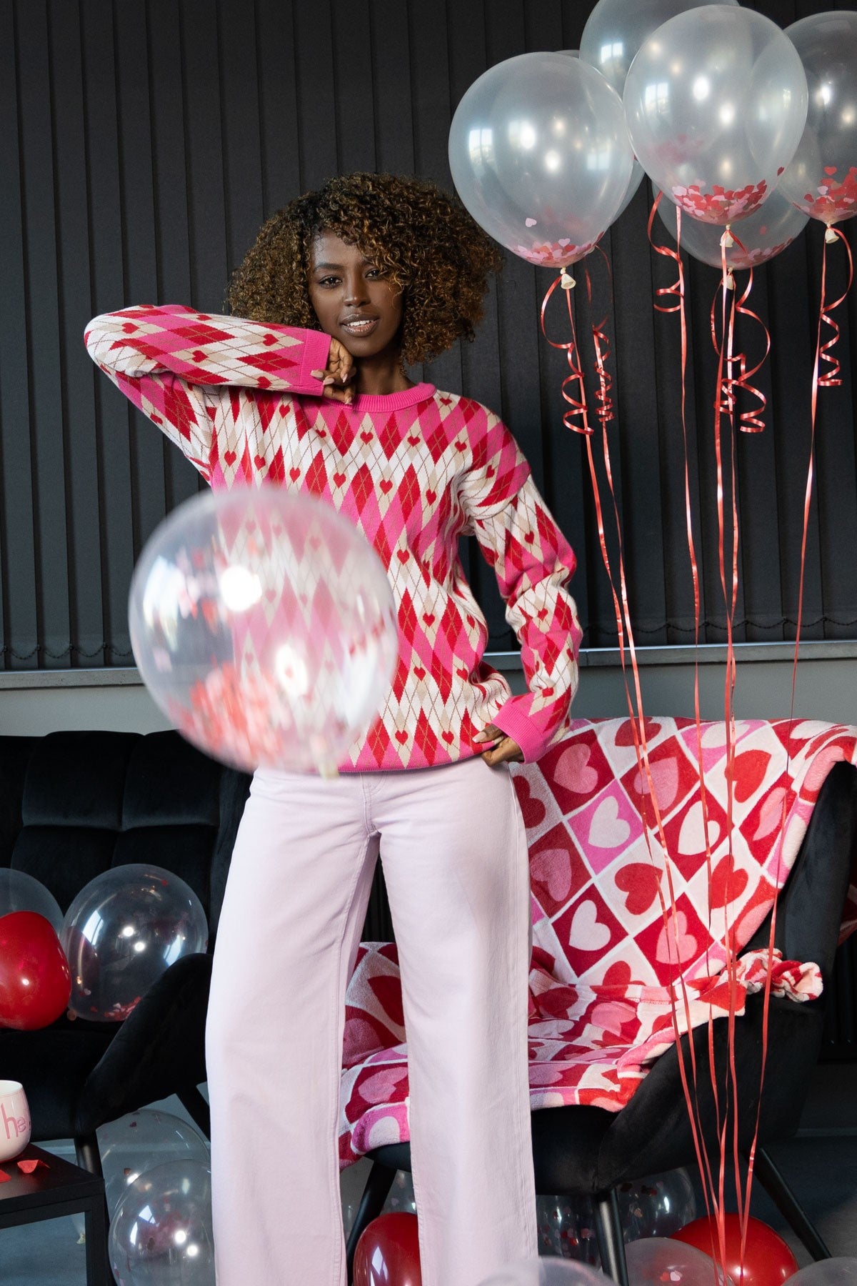 Bawełniany sweter różowy - 7