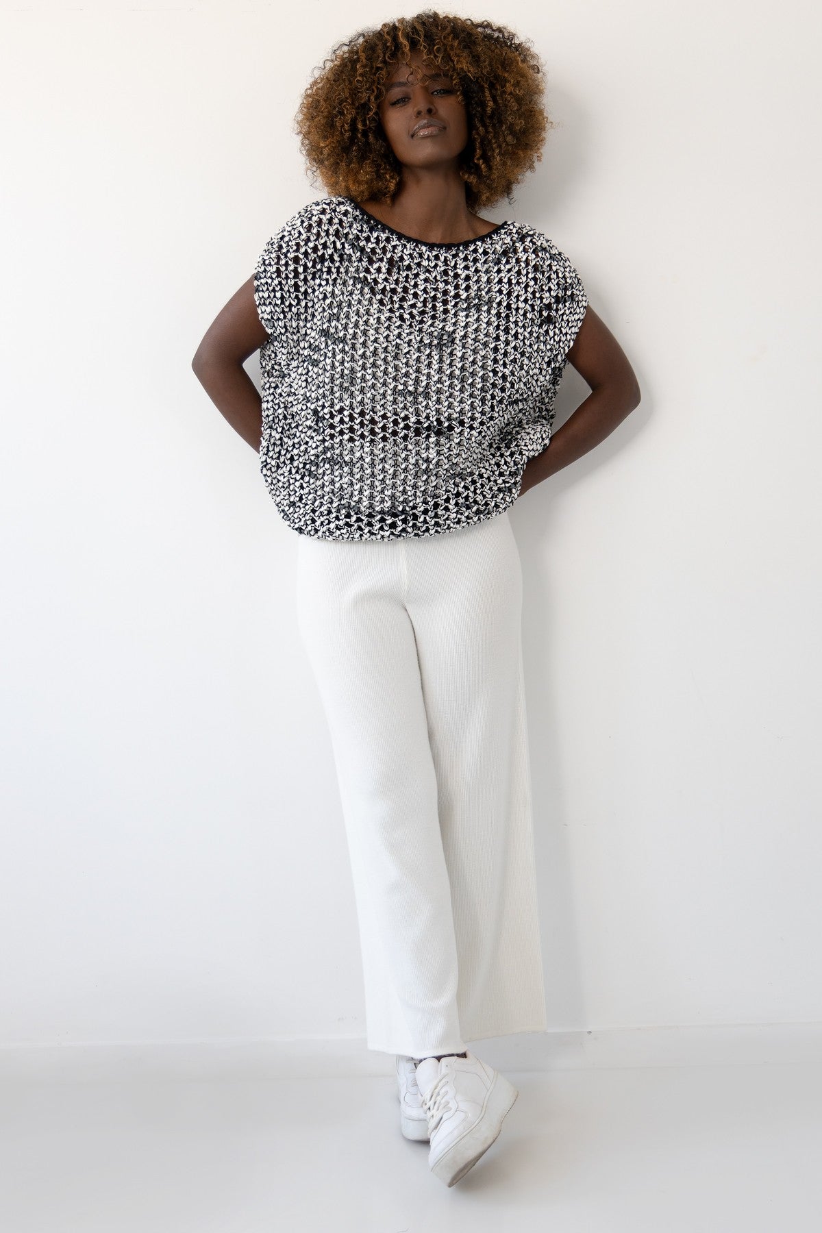 Bluzka ażurowa na lato z bawełny organicznej czarny - 1