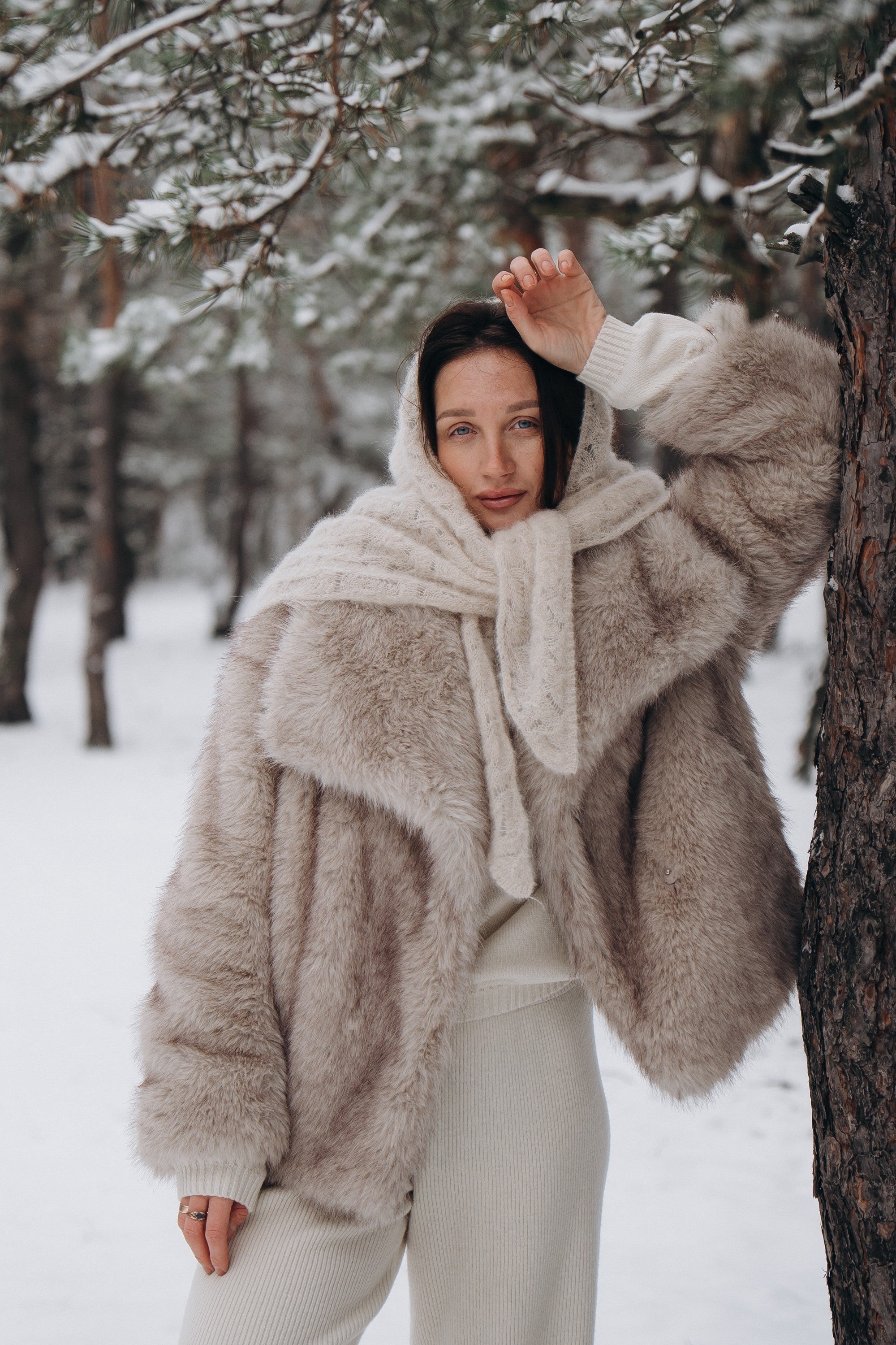 Chusta ażurowa z wełny alpaki Cloudloom Shawl beżowy - 7