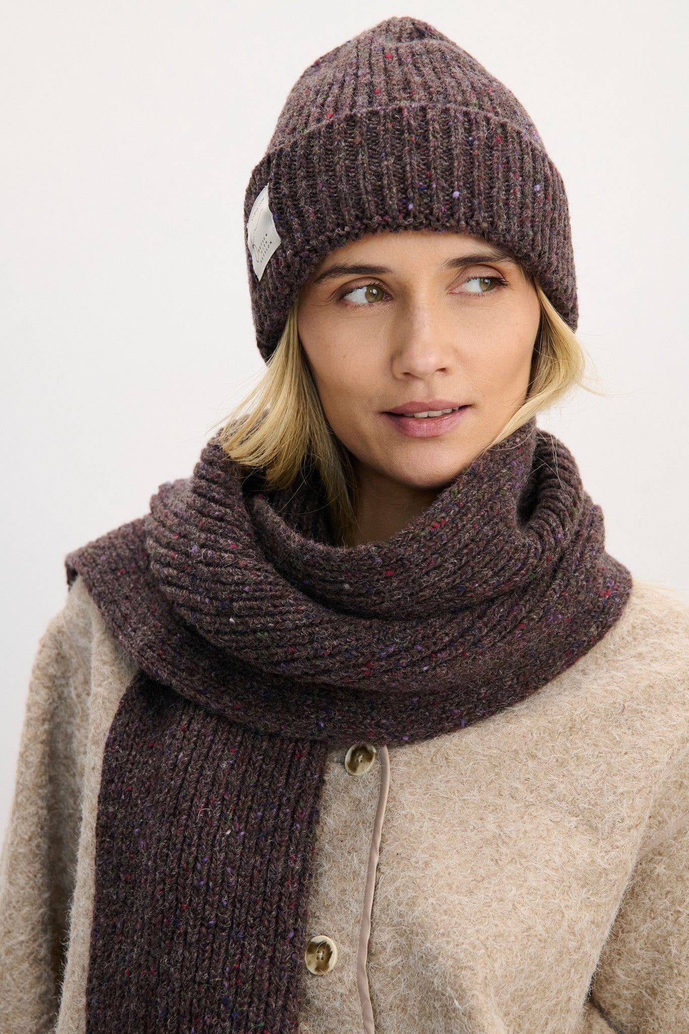 Czapka wełniana CINNAMON BARK brązowy - 2