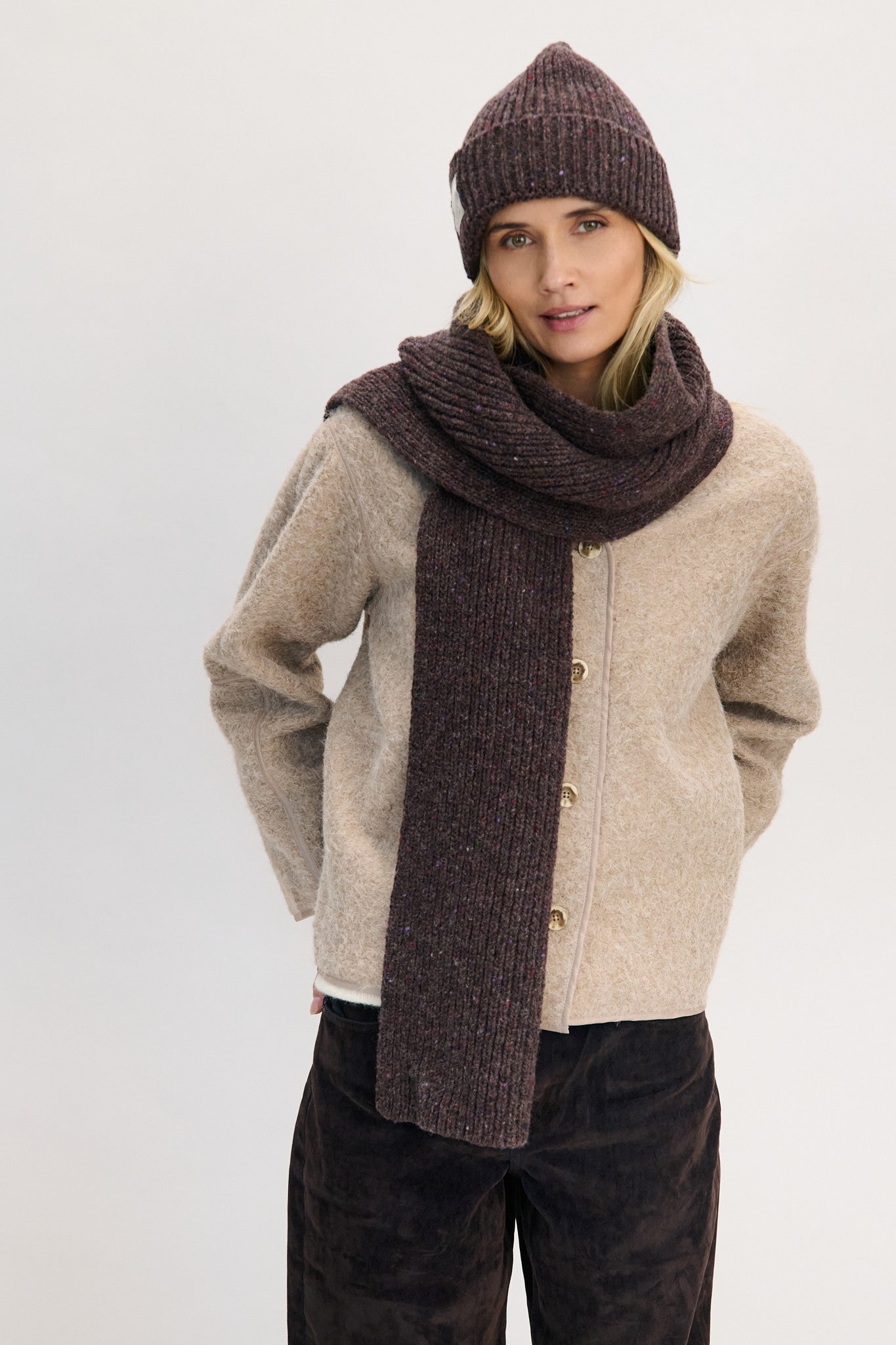 Czapka wełniana CINNAMON BARK brązowy - 1