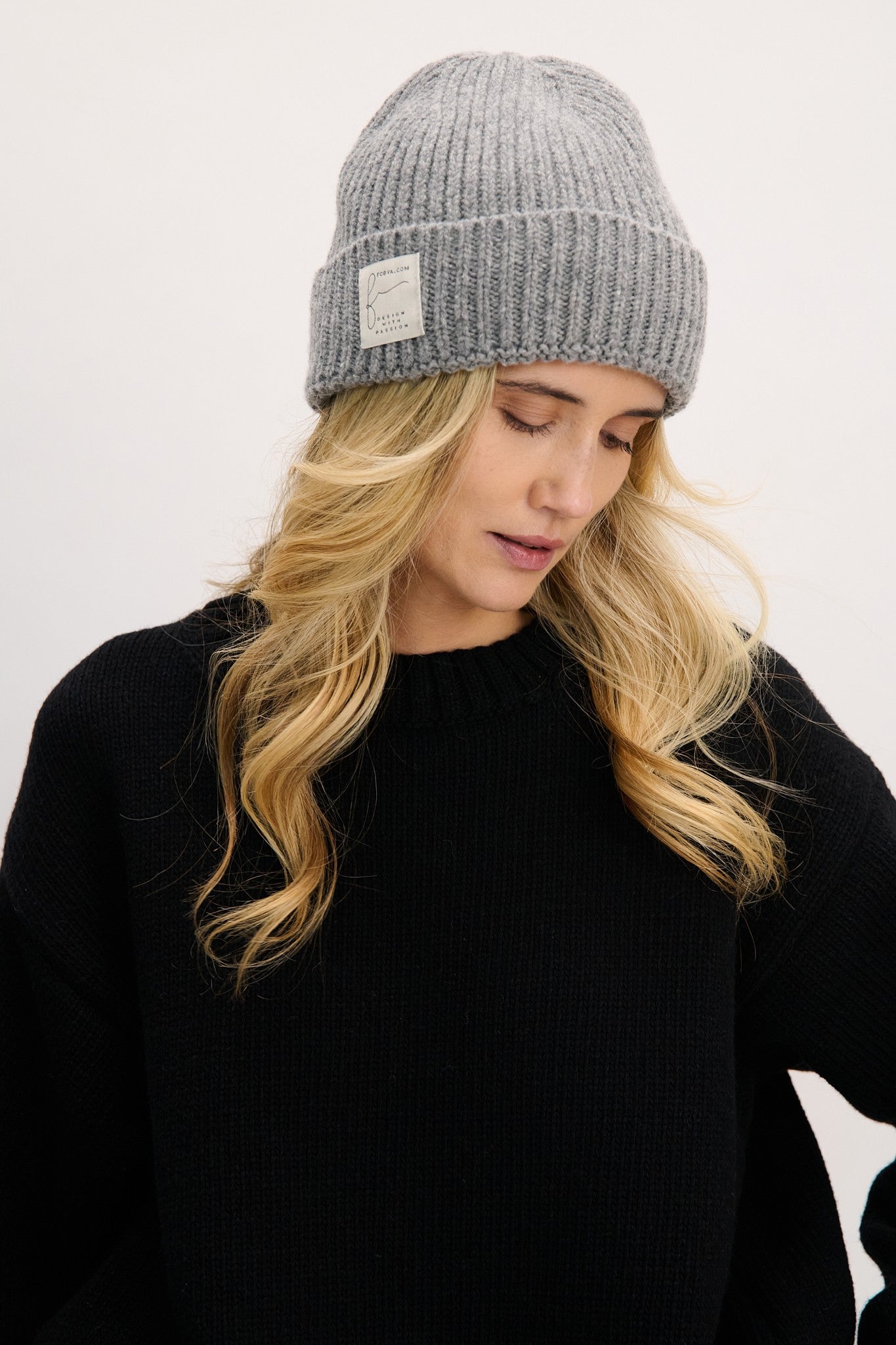 Czapka z wełny merynos HARMONY w prążek szary - 1