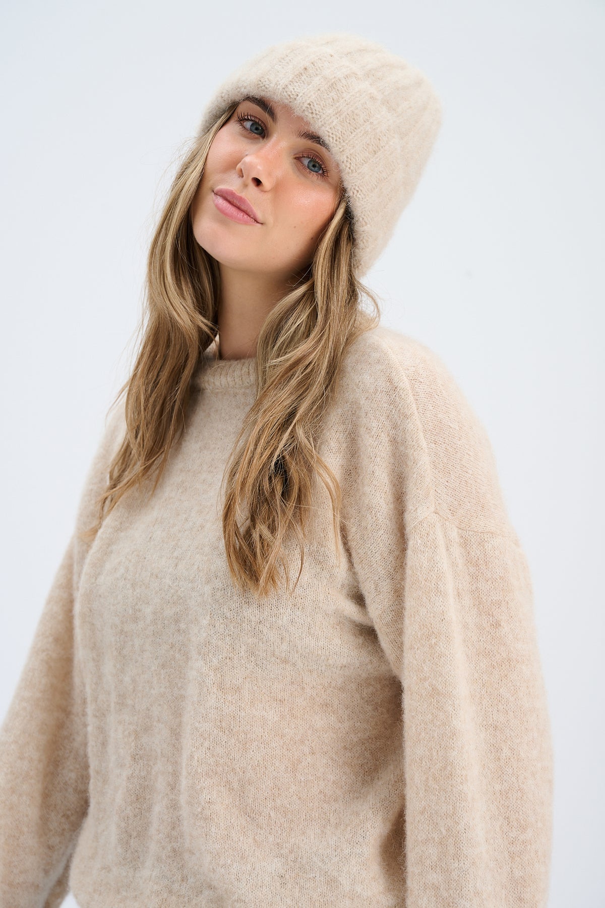 Snow Kiss Beige Alpaca Wool Hat