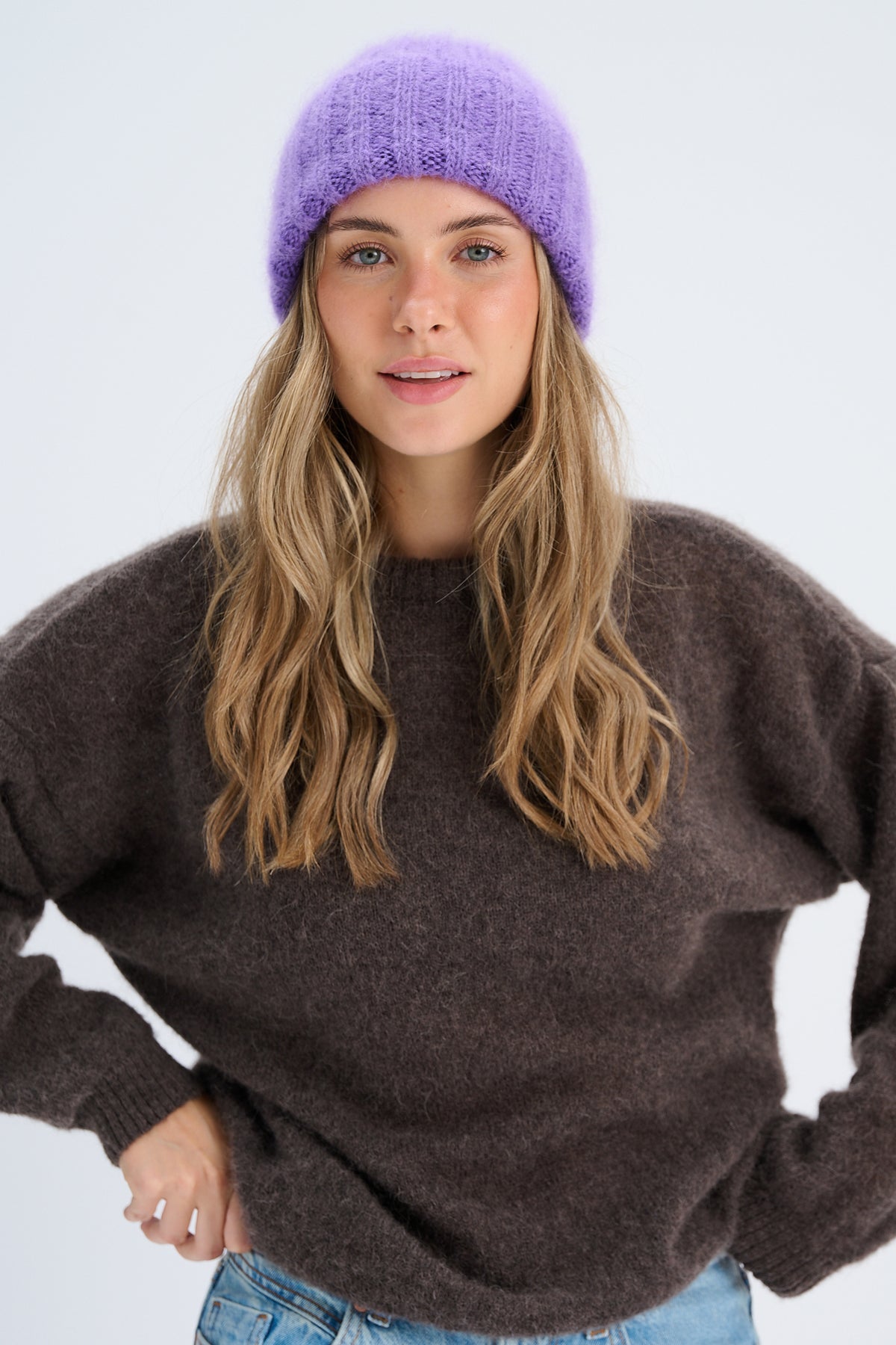 Snow Kiss red alpaca wool hat