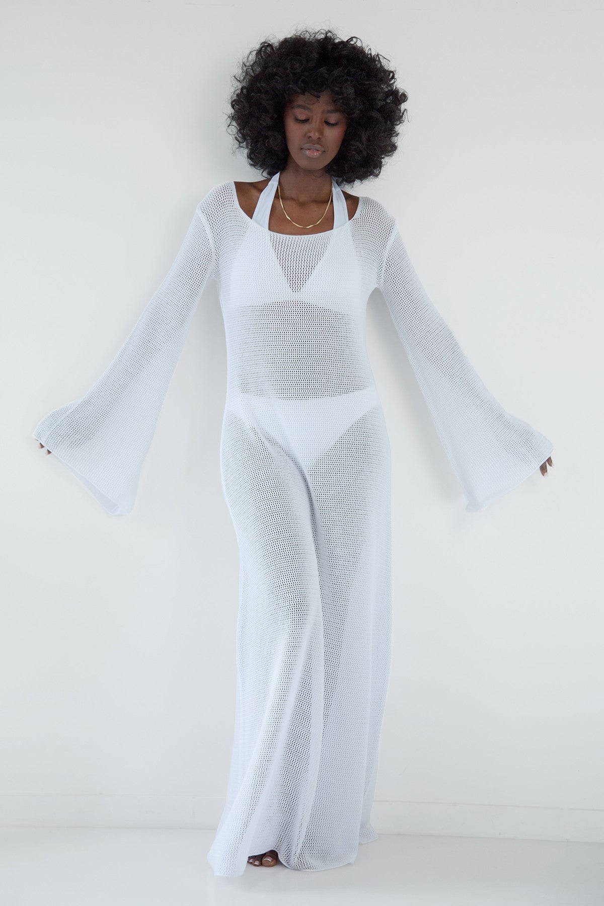 Długa ażurowa sukienka biały - 1