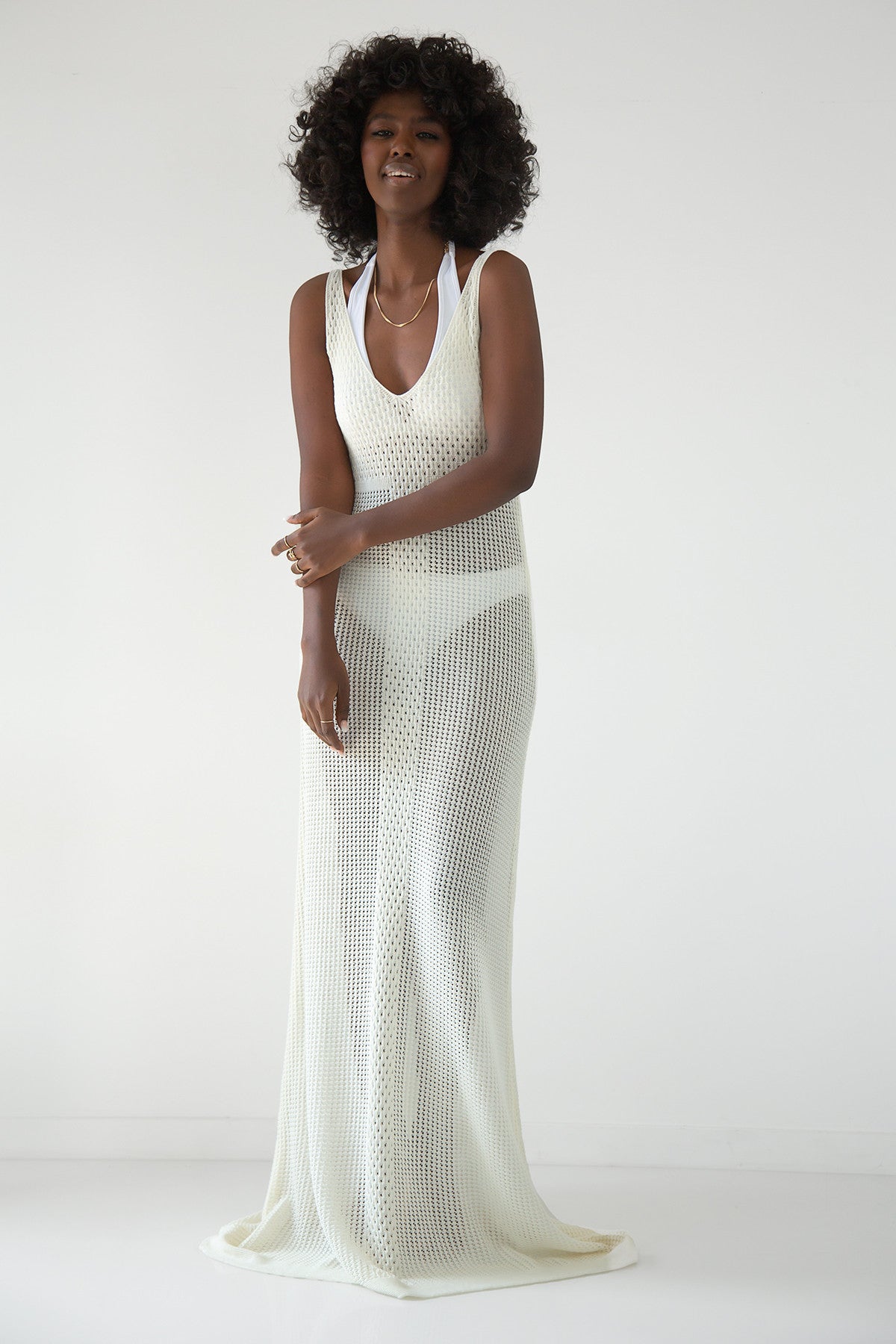 Długa ażurowa sukienka na ramiączka ecru - 3