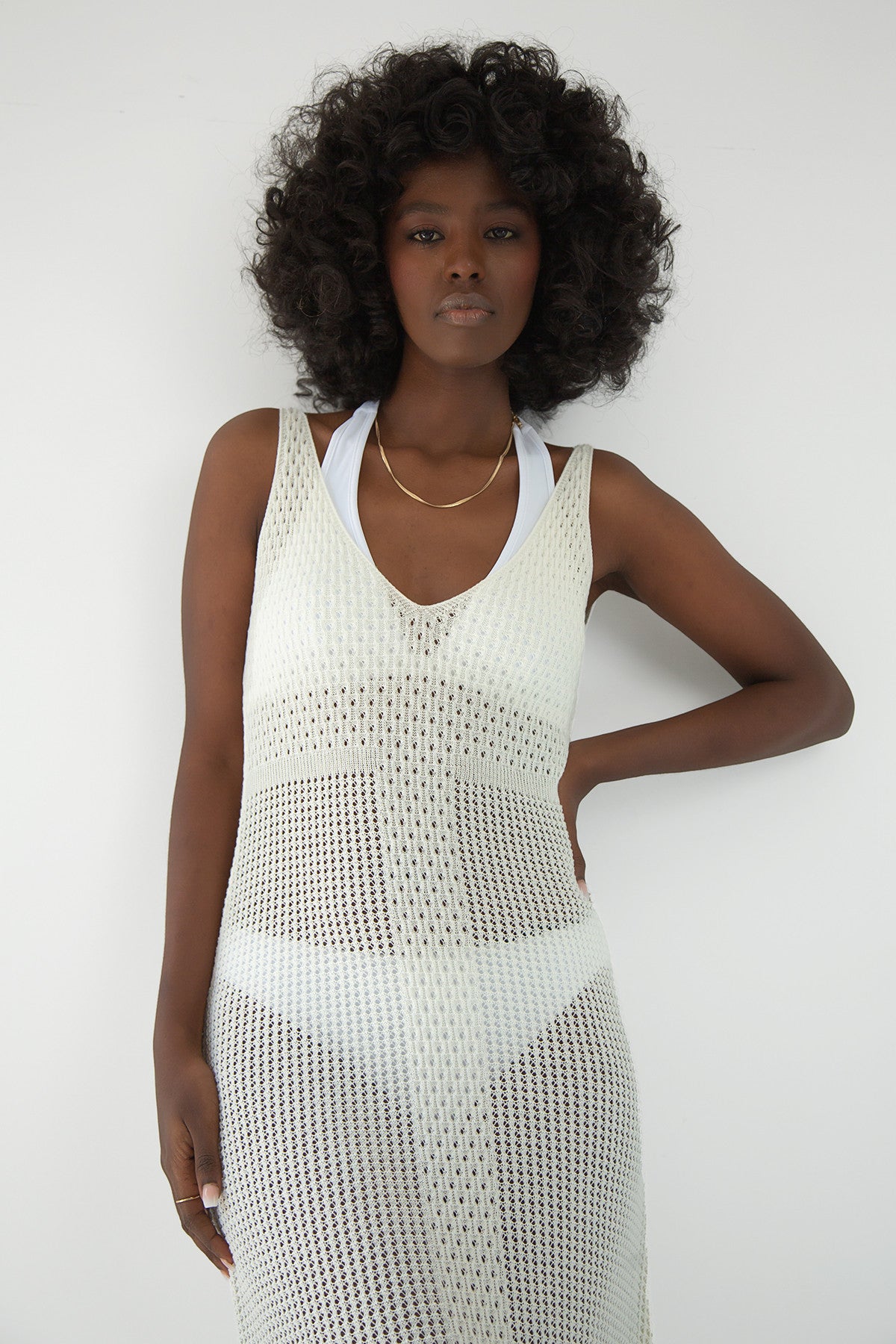 Długa ażurowa sukienka na ramiączka ecru - 1