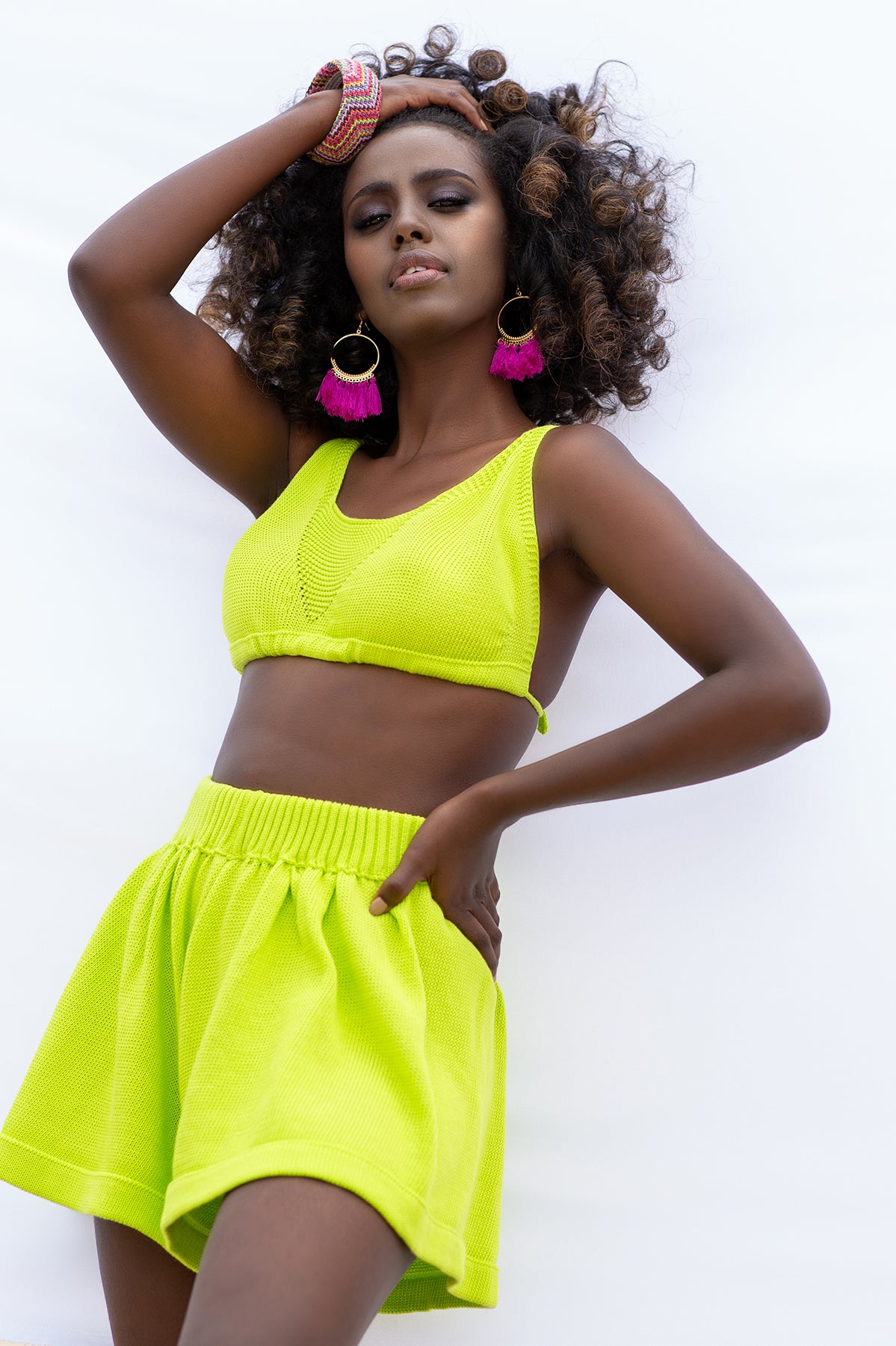 Dzianinowe letnie Szorty limonkowy - 1