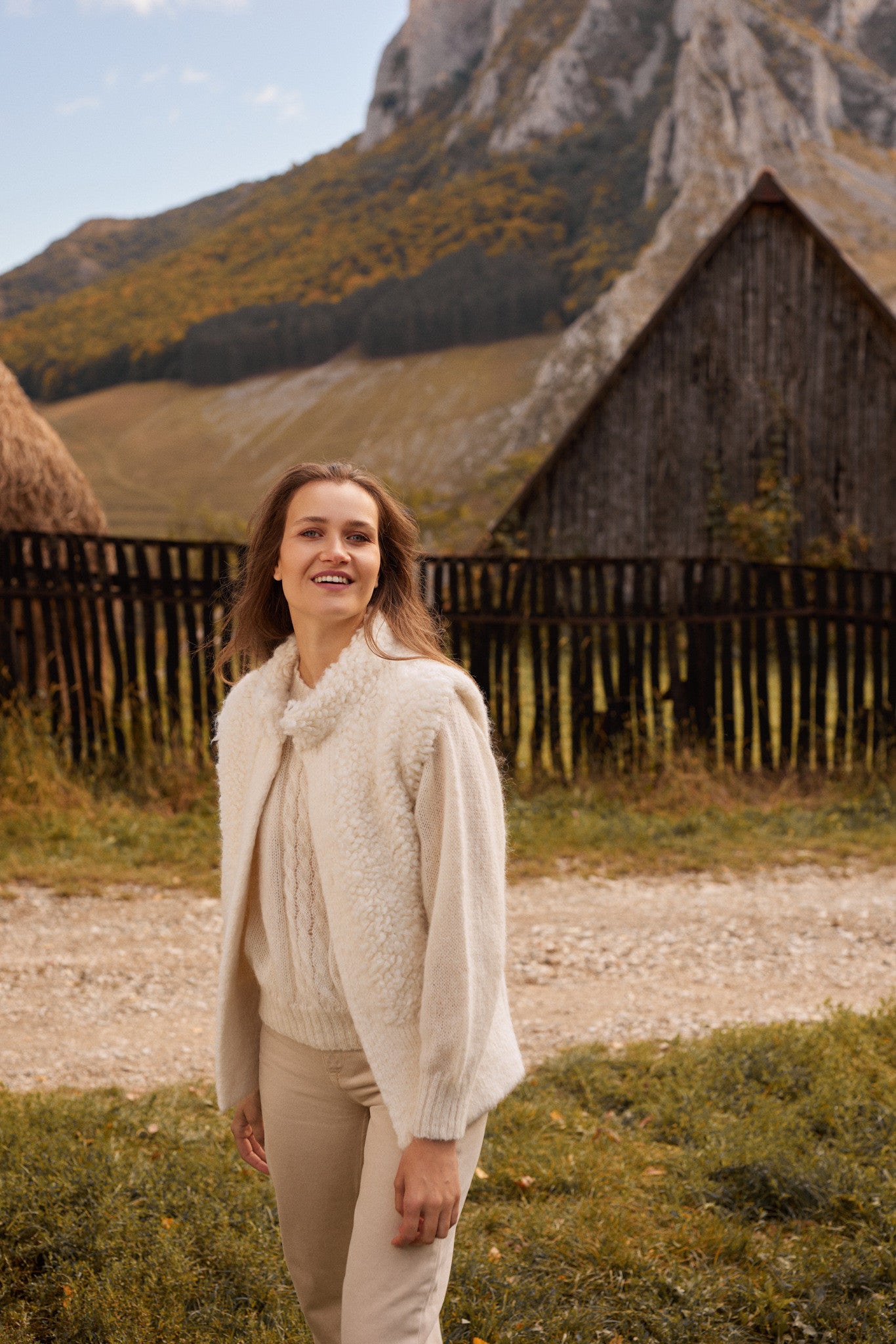 Kamizelka premium z wełny suri i wełny dziewiczej ecru - 9