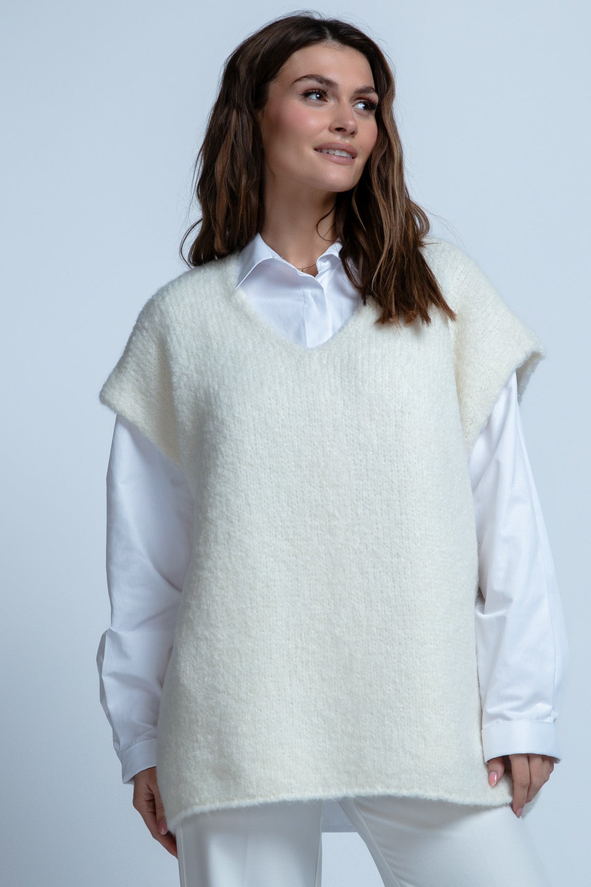 KAMIZELKA Z WEŁNY DZIEWICZEJ ecru - 1