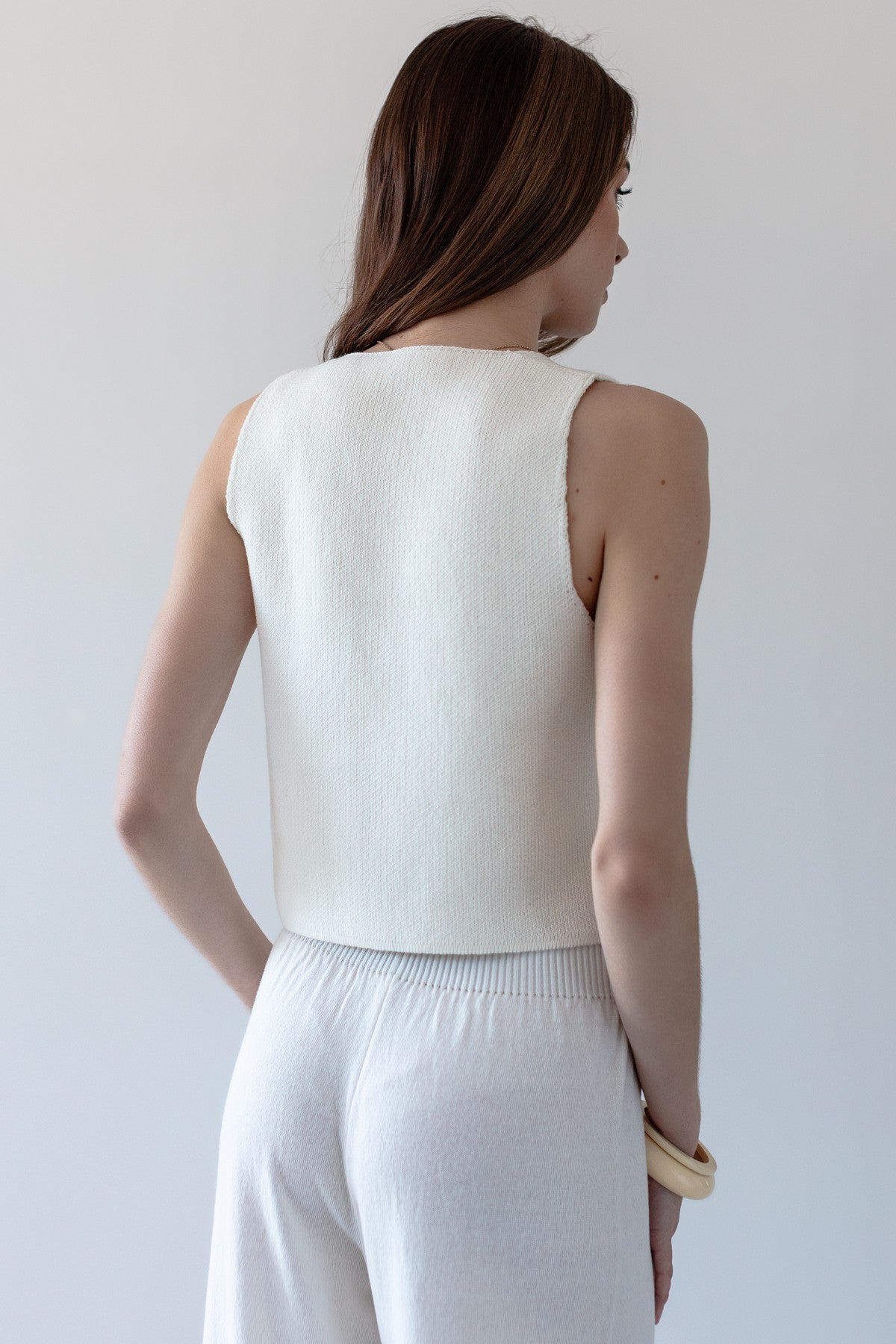 Kamizelka zapinana z bawełny organicznej i kaszmiru ecru - 2