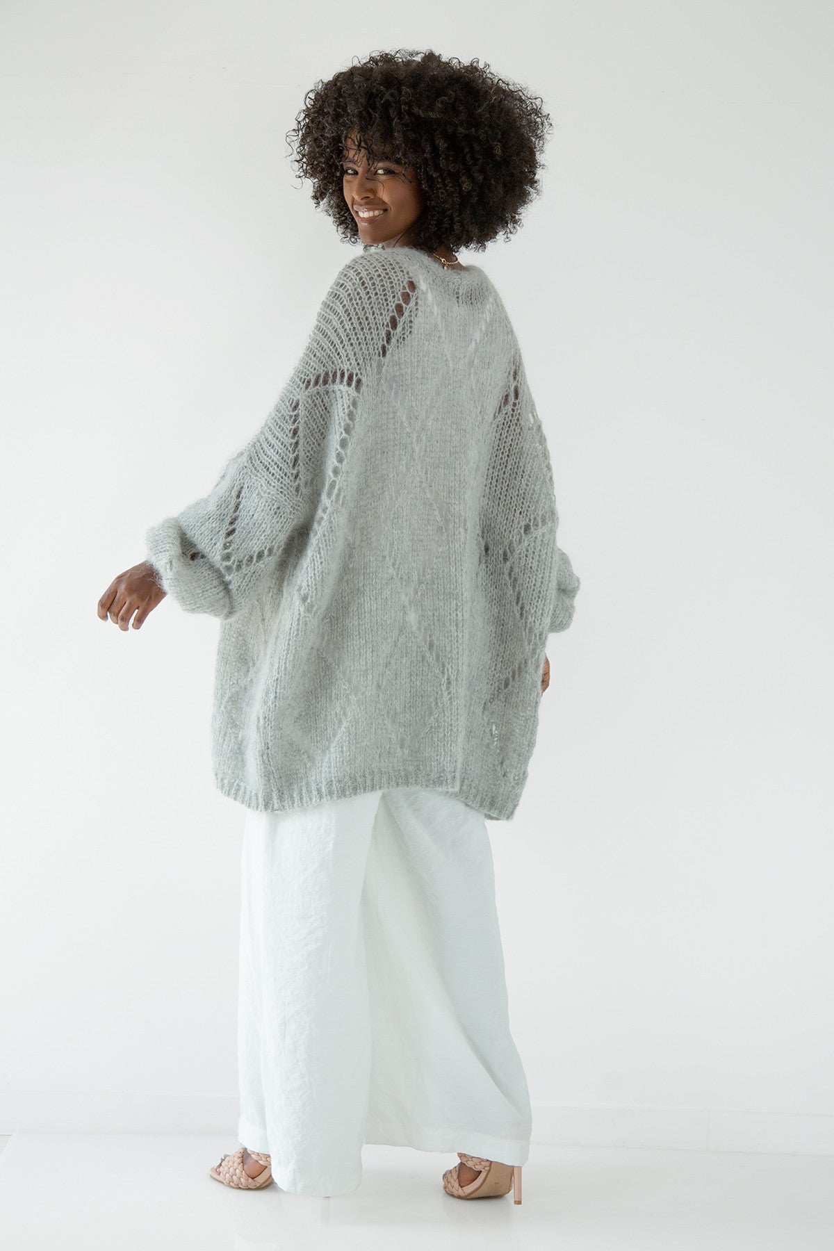 Kardigan ażurowy klasyczny z wełny alpaki szary - 6