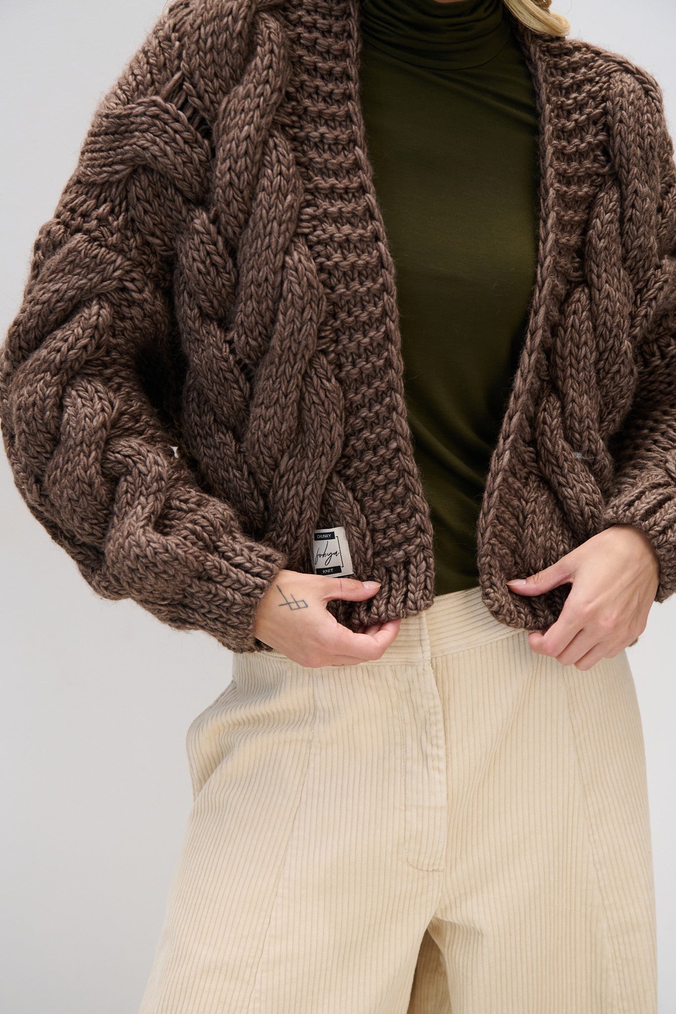 Kardigan bomberka CHUNKY KNIT brązowy - 4