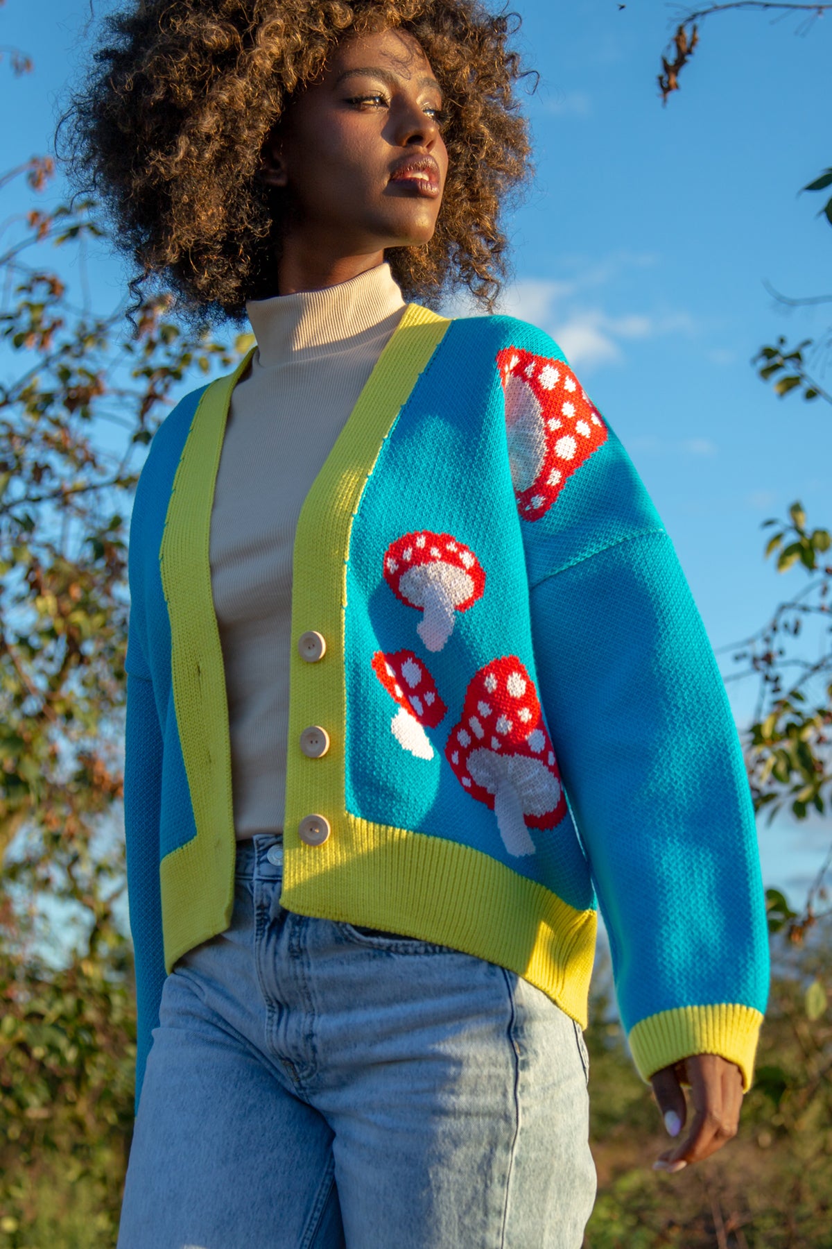 Krótki kardigan muchomory - sweter zapinany turkusowy - 2