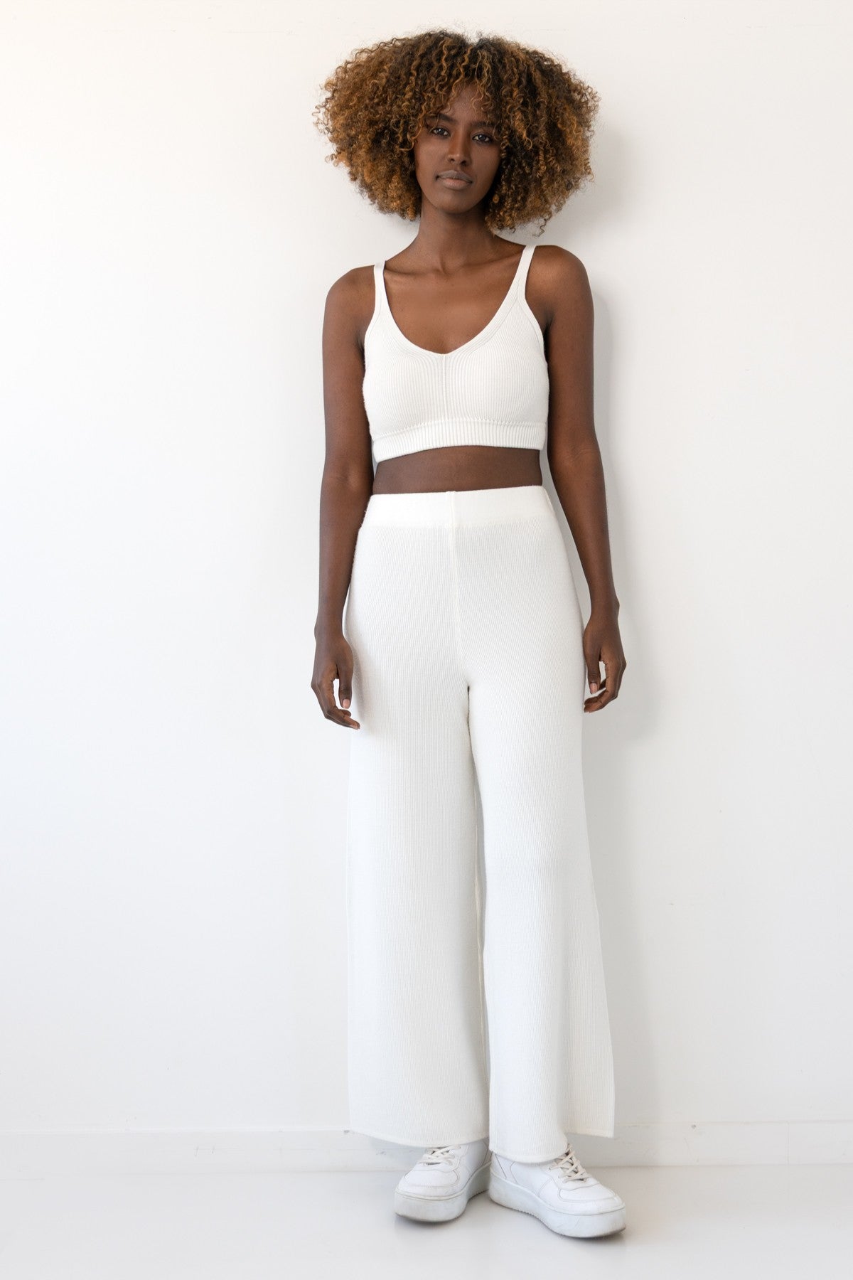 Spodnie prążkowane ecru - 3