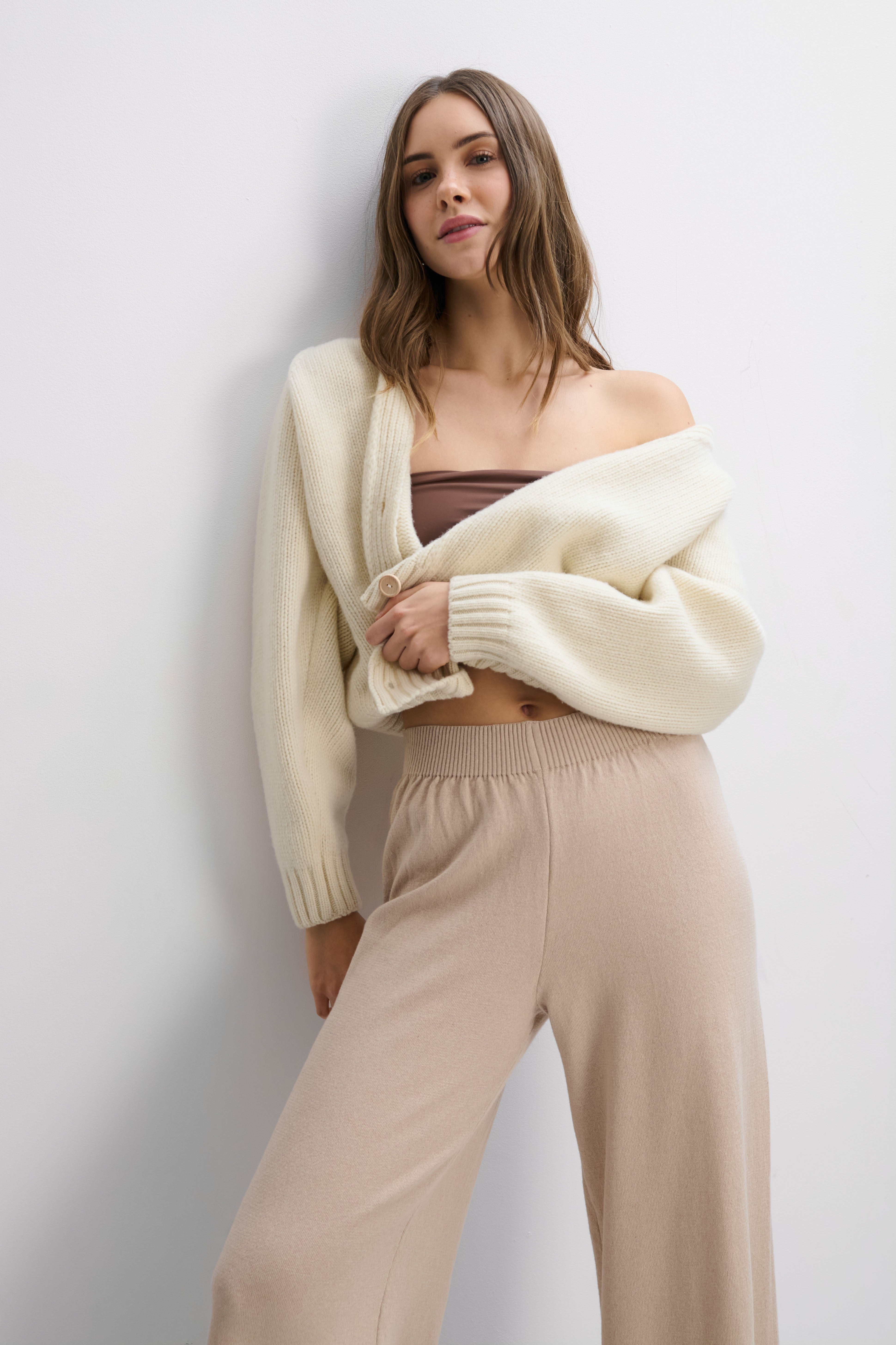 Spodnie z bawełny organicznej i kaszmiru Cashmere Ease beżowe