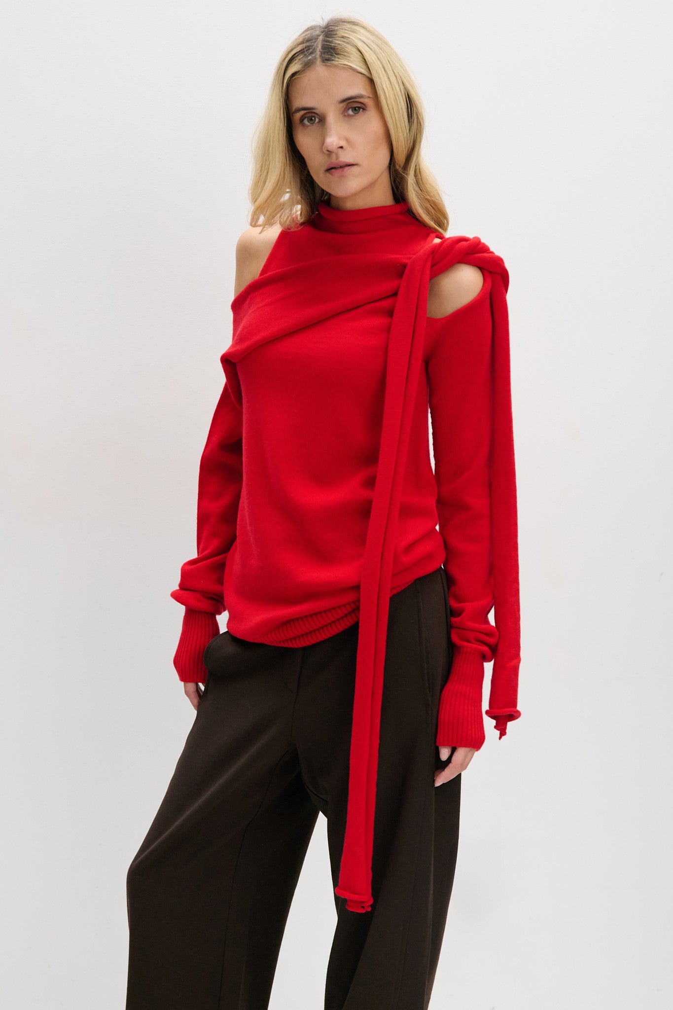 Sukienka sweter z wełny merynos Endless Form czerwony - 5