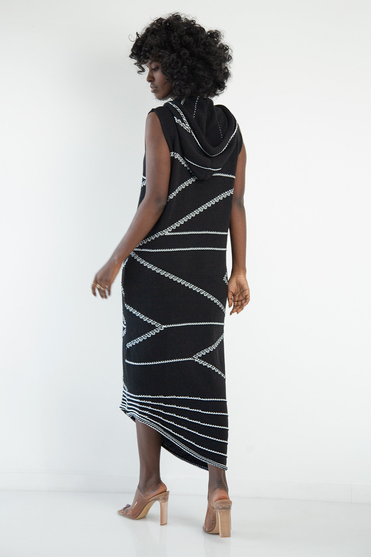 Sukienki bawełniane plażowe czarny - 4