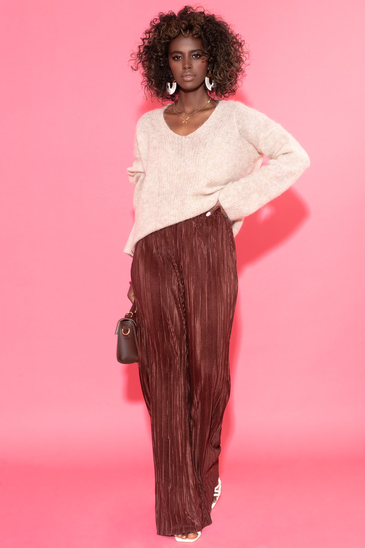 Sweter z dekoltem z wełny alpaki beżowy - 7