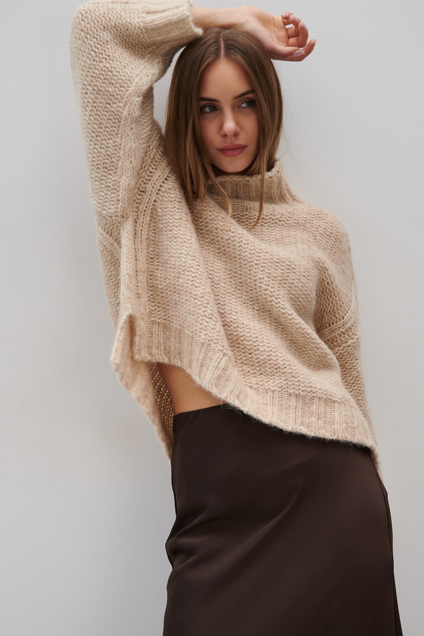 Sweter z niefarbowanej wełny alpaki i bawełny mako beżowy - 2