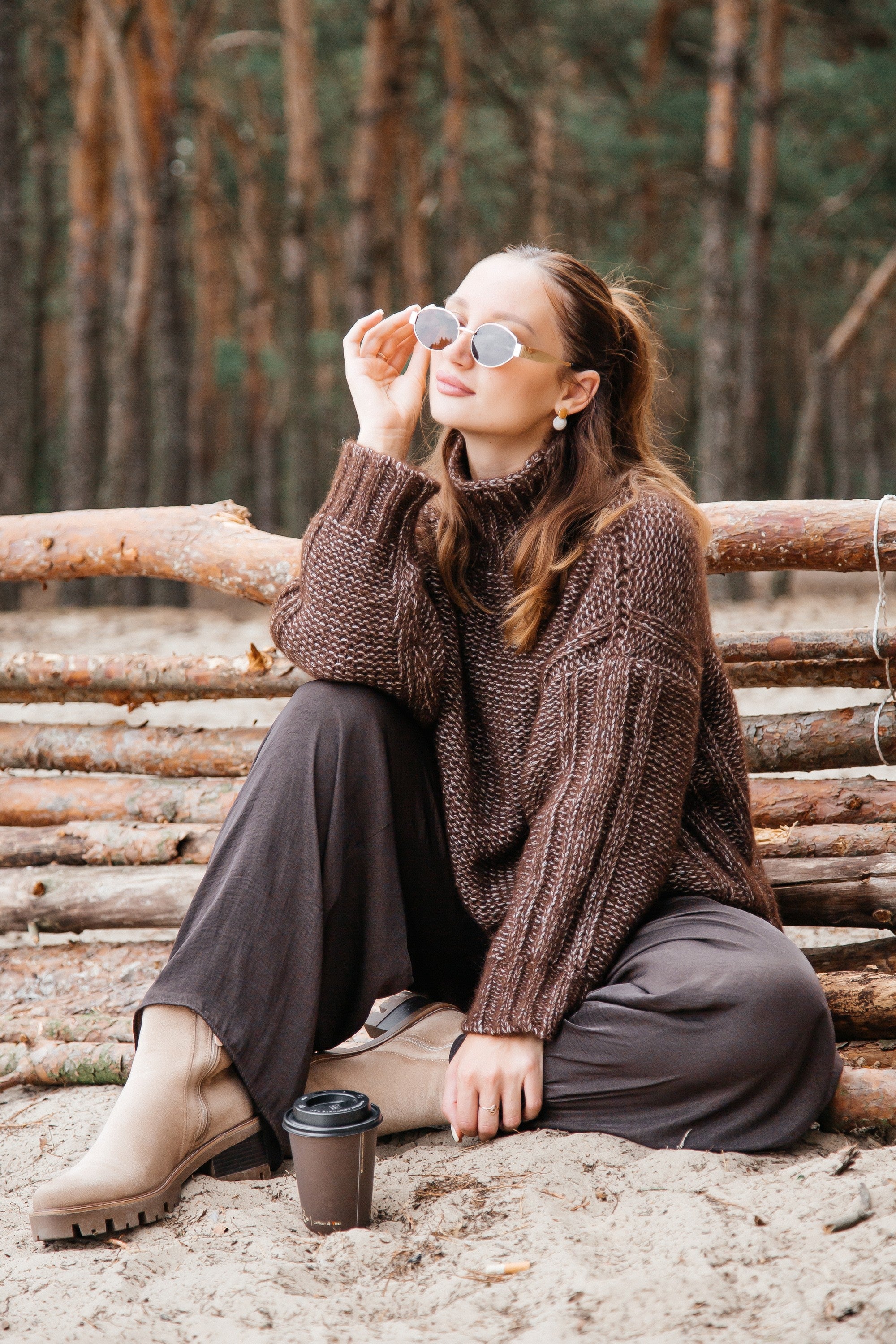 Sweter z niefarbowanej wełny alpaki i bawełny mako brązowy - 9