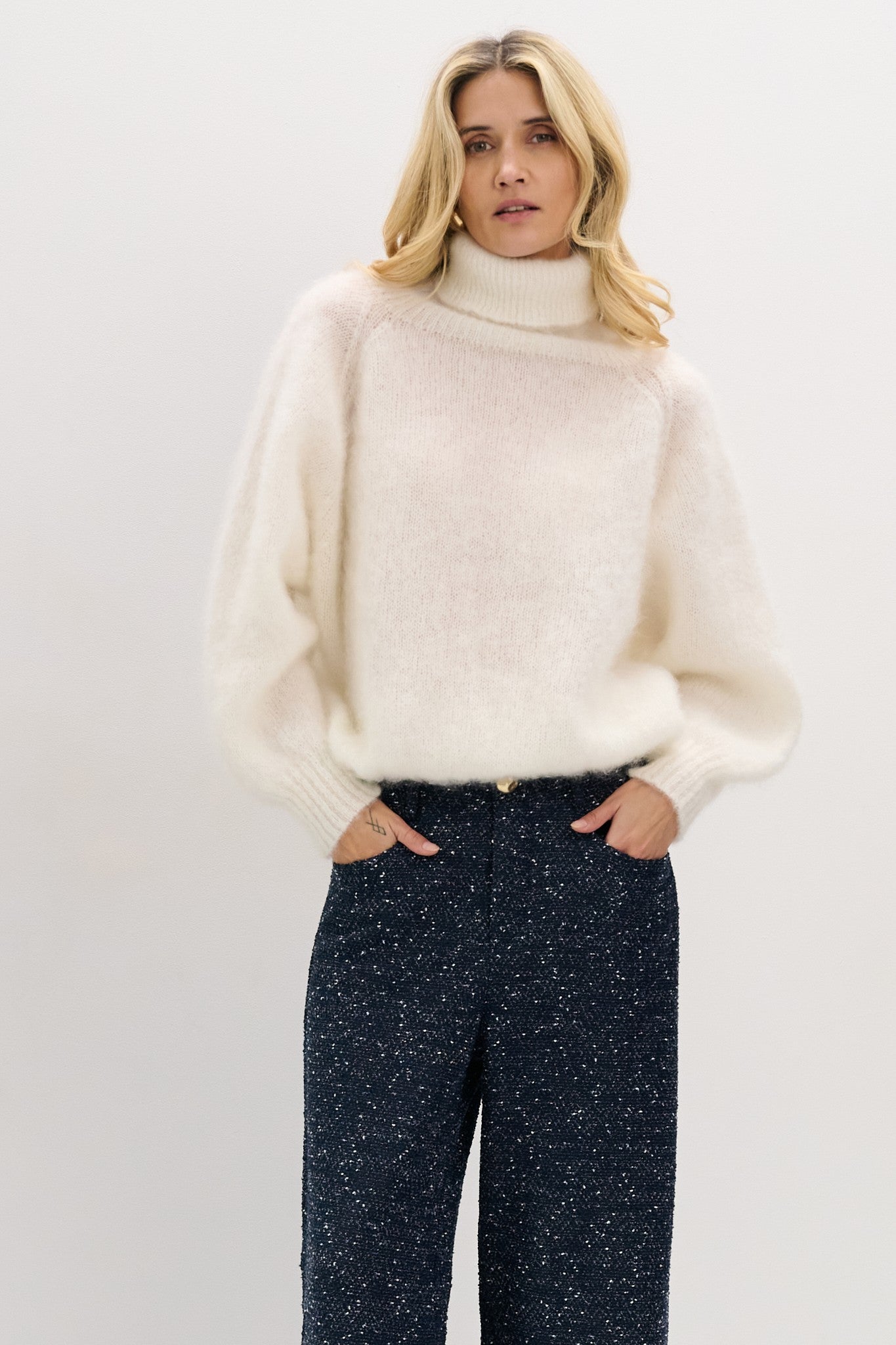 Sweter z wełny kid moher Kid Mohair Whisper ecru - 2