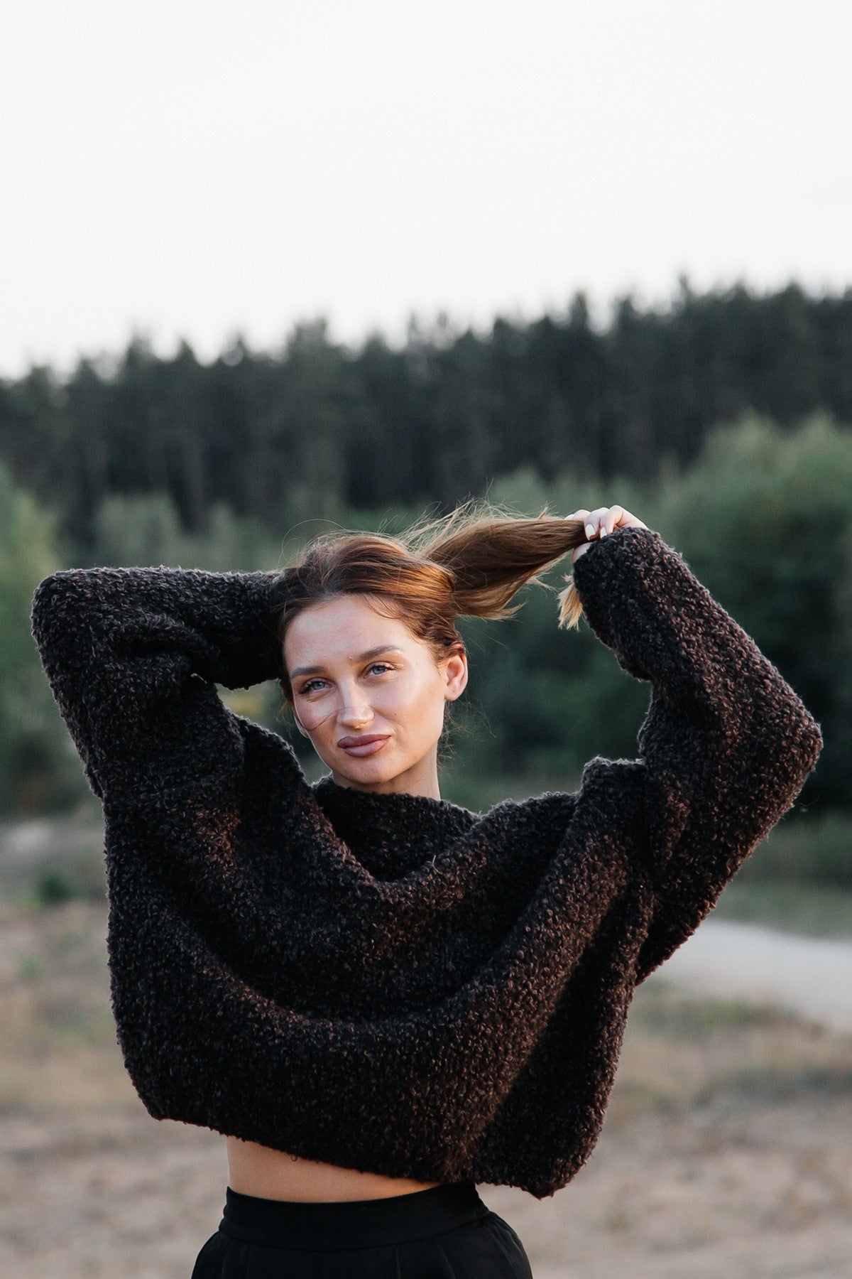 Sweter z wełny merynos Earth Dune brązowy - 2