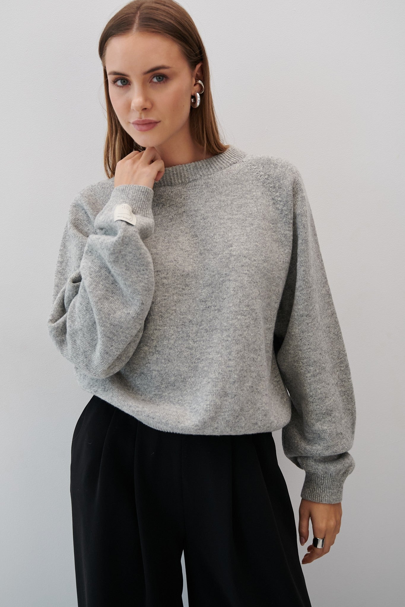 Sweter z wełny merynos szary - 2