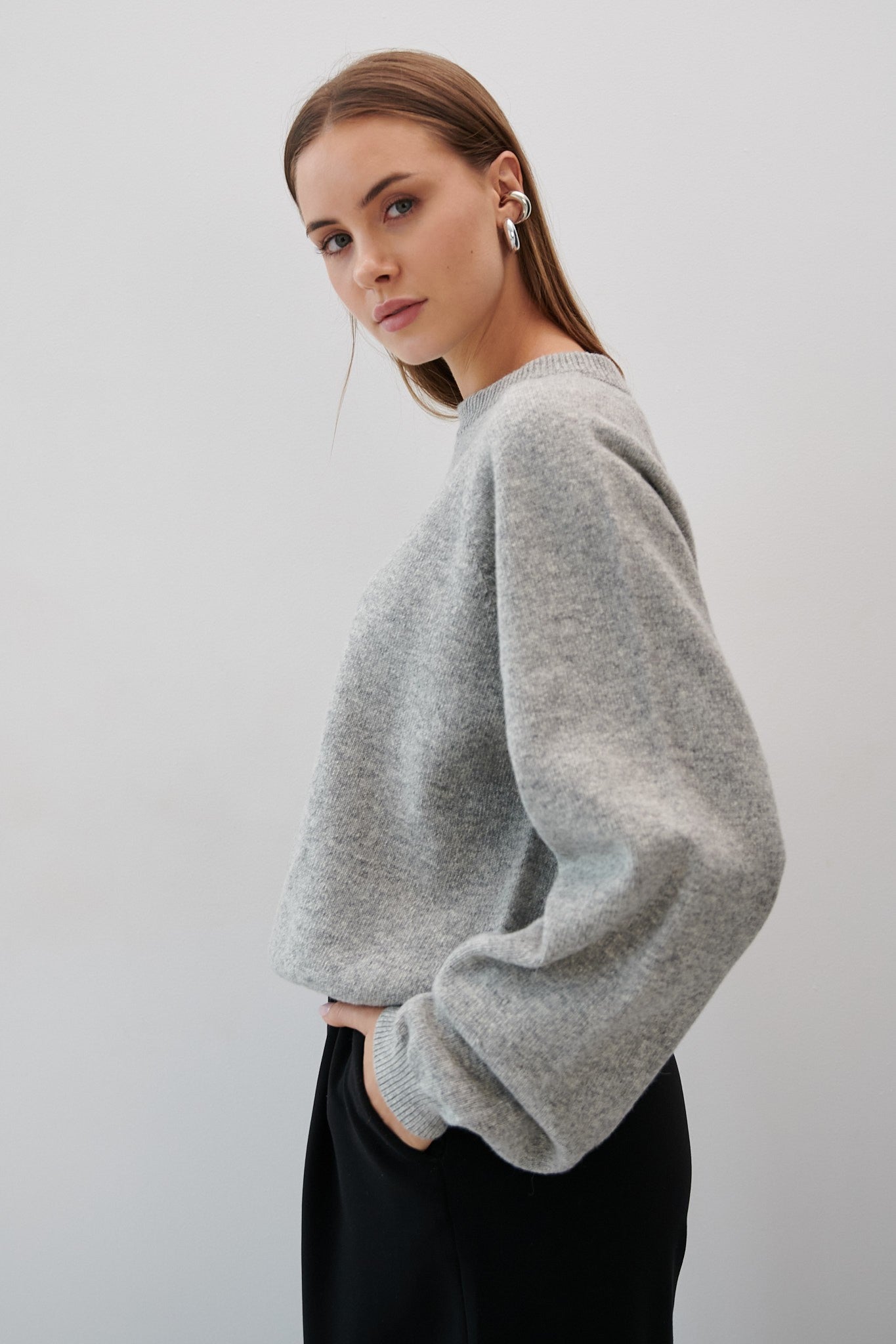 Sweter z wełny merynos szary - 3