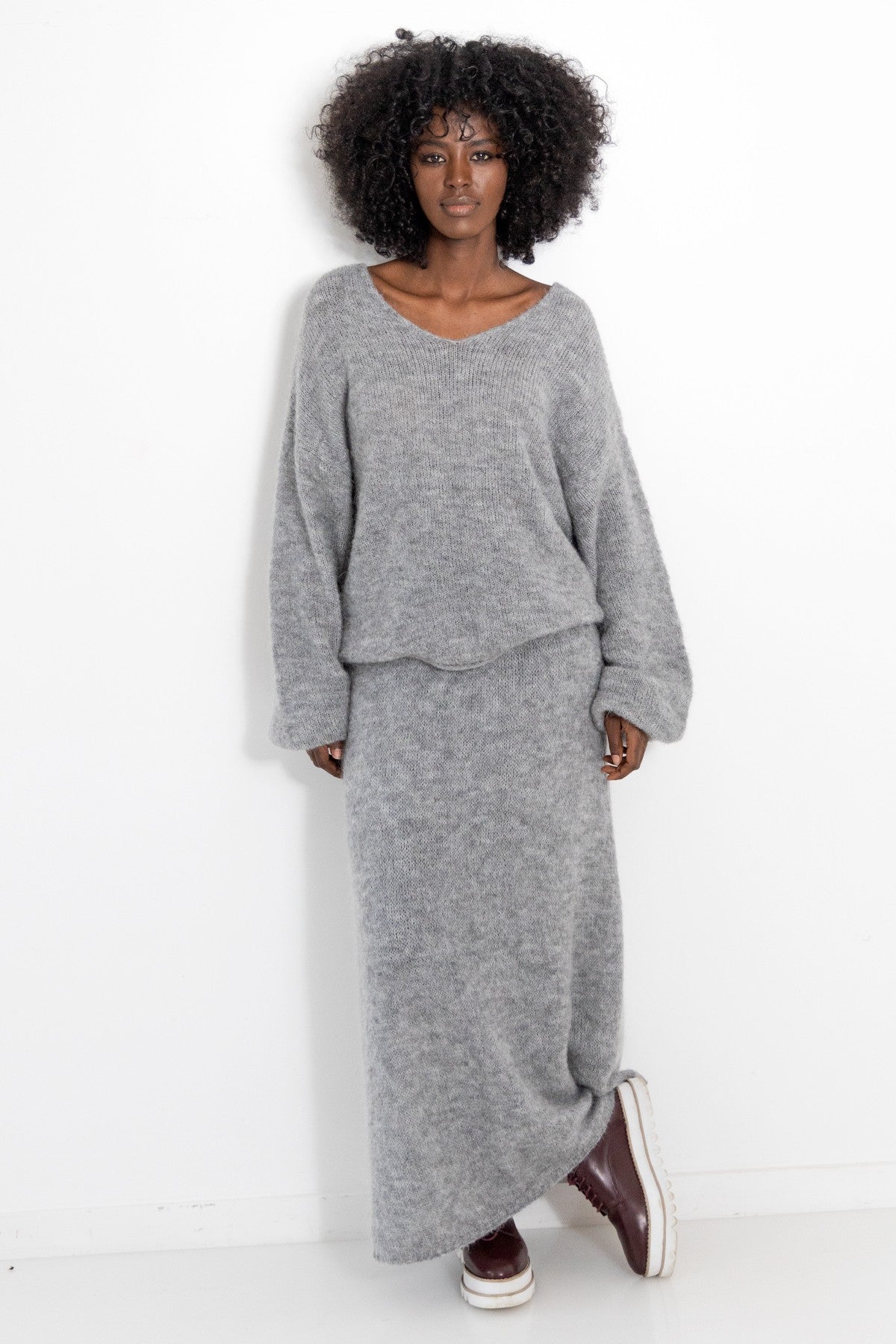 Sweter z wełny szary - 4