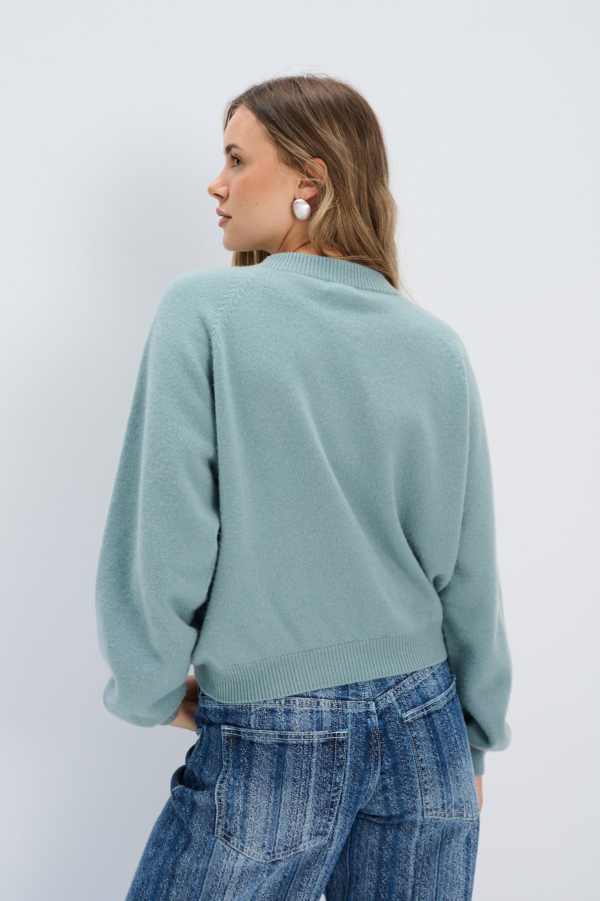 Sweter z kaszmiru Cashmere Velvet Air oliwka
