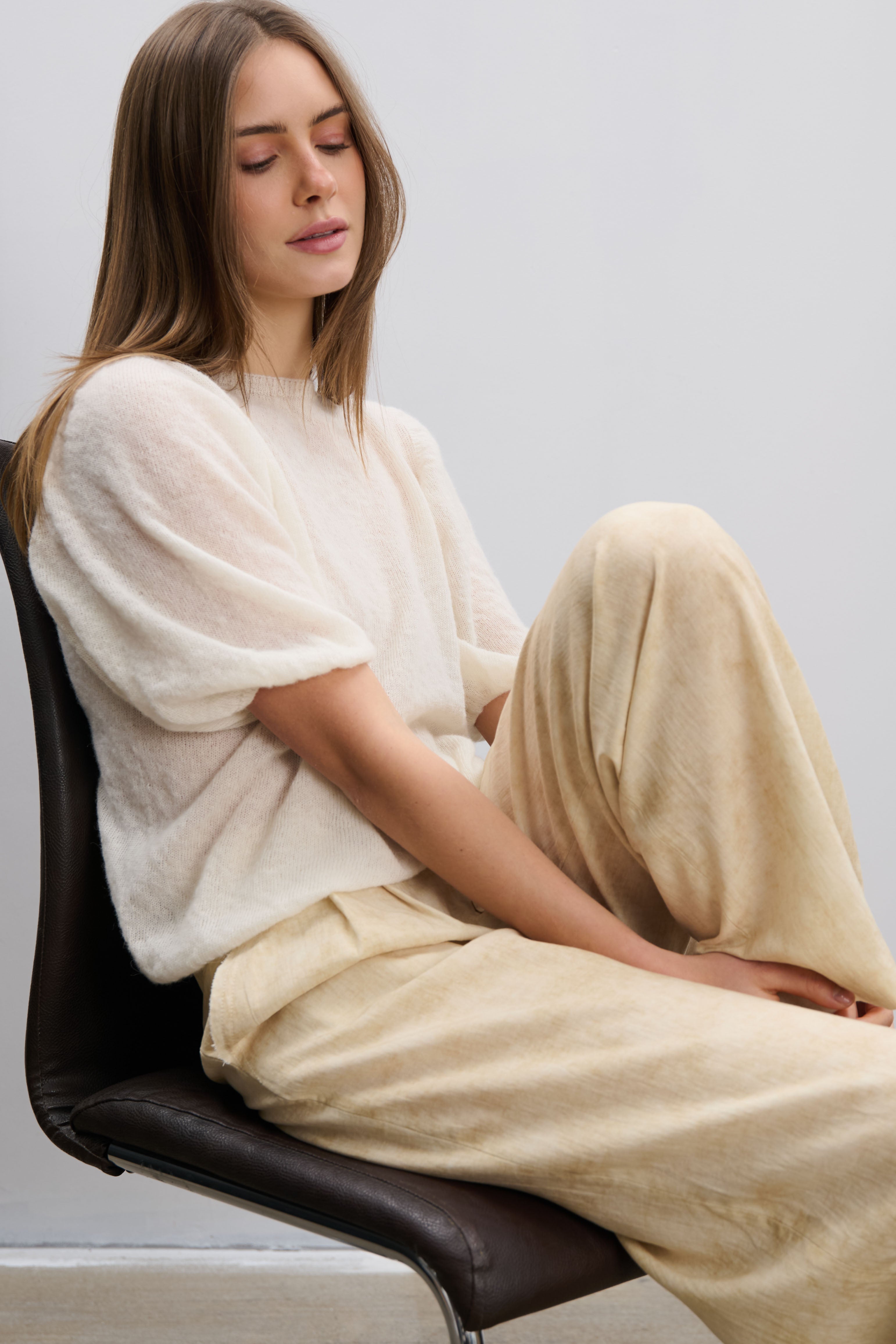 Sweter z krótkim rękawem z wełny baby alpaka i wełny virgin ecru