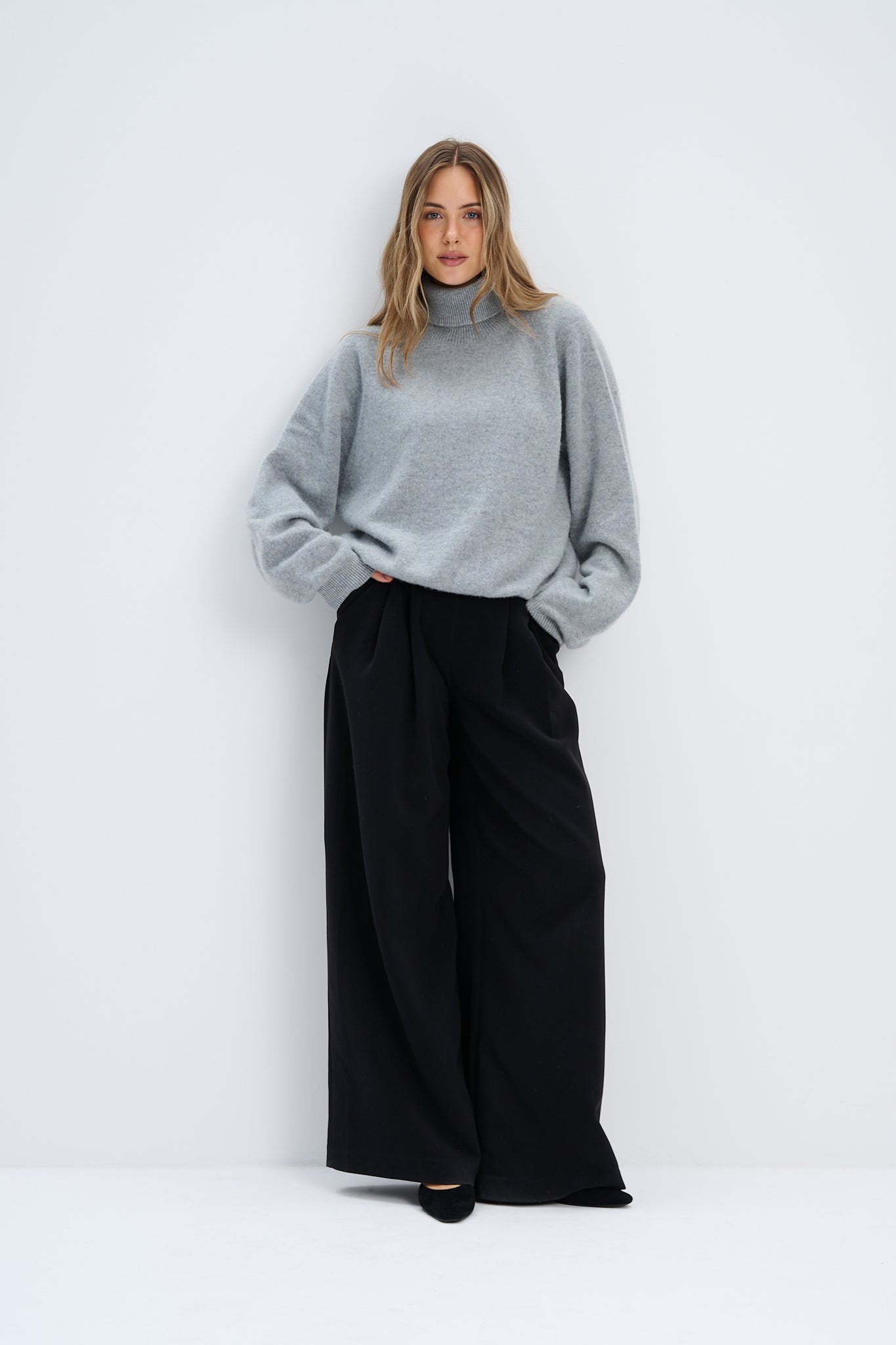 Sweter z kaszmiru z golfem CASHMERE VELVET AIR szary