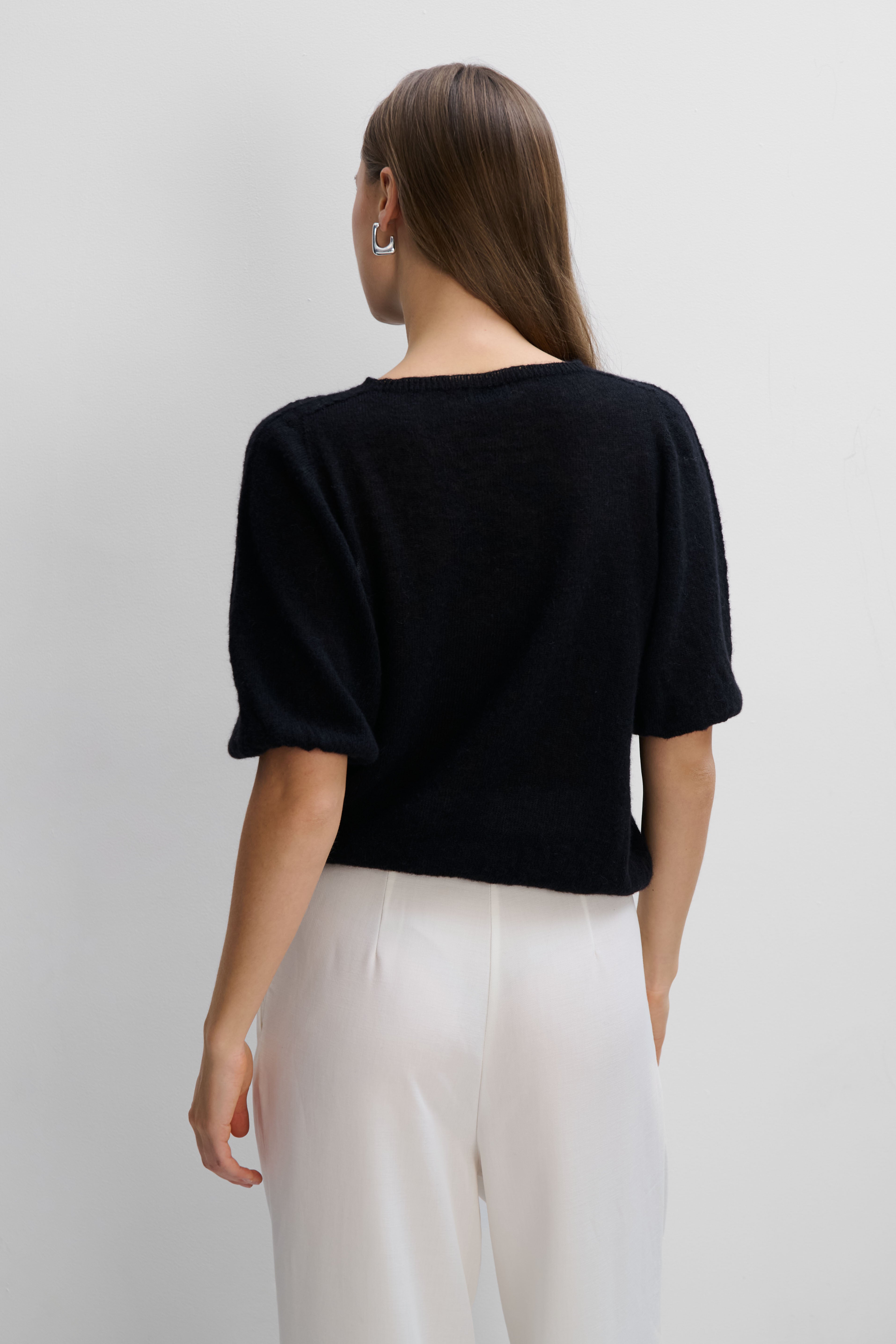 Sweter z krótkim rękawem z wełny baby alpaka i wełny virgin czarny