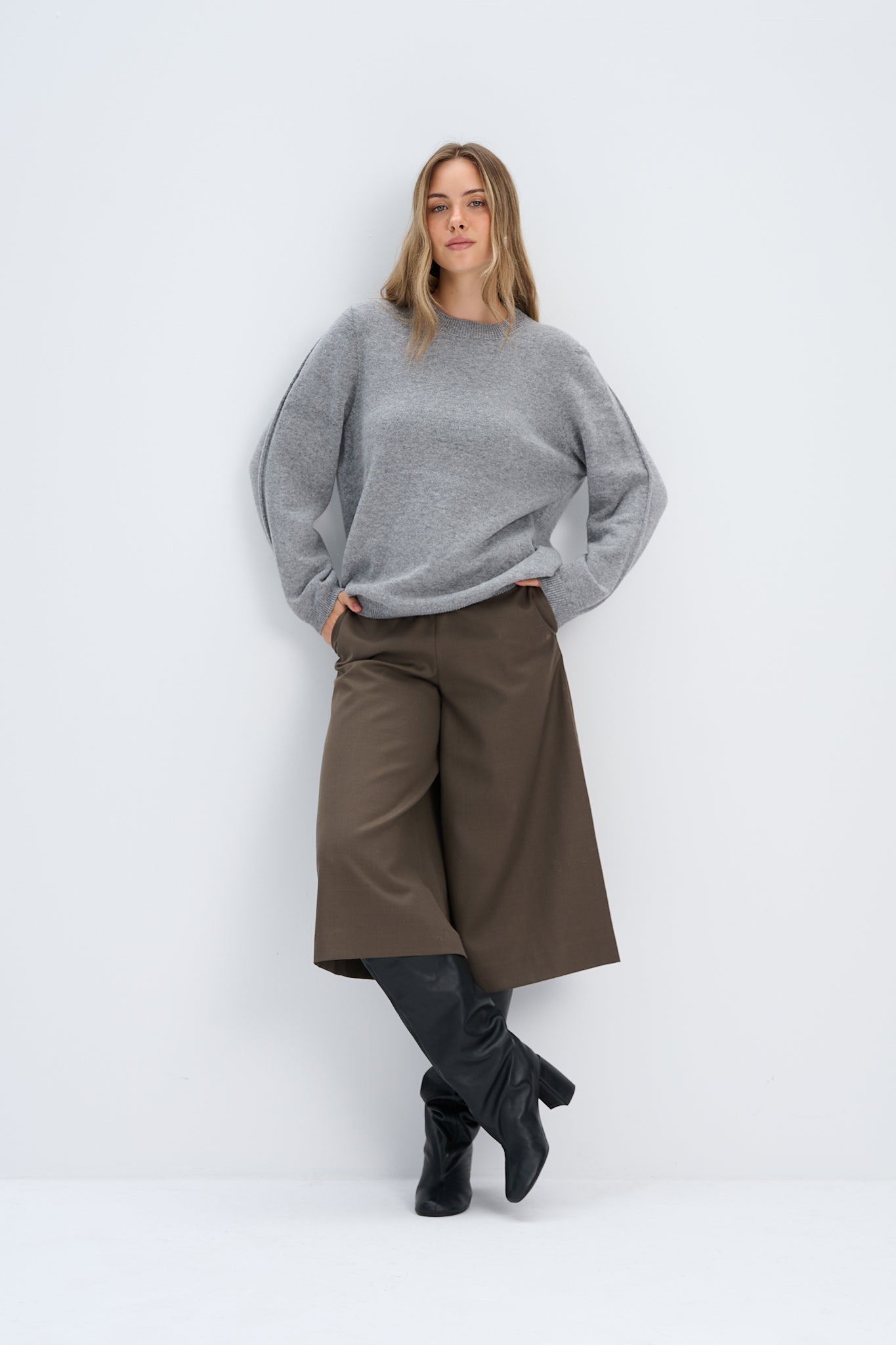 Sweter z kaszmiru i wełny merynos Softscape szary