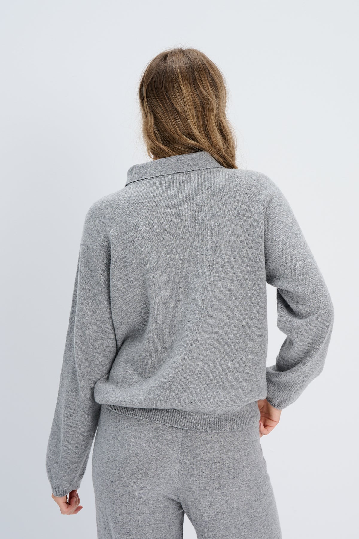 Sweter z w wełny merynos Élan szary
