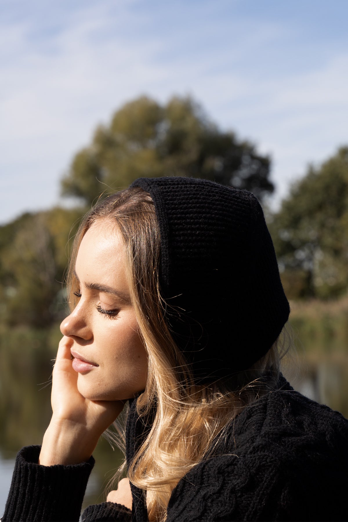 Wełniana chusta w stylu vintage czarny - 2