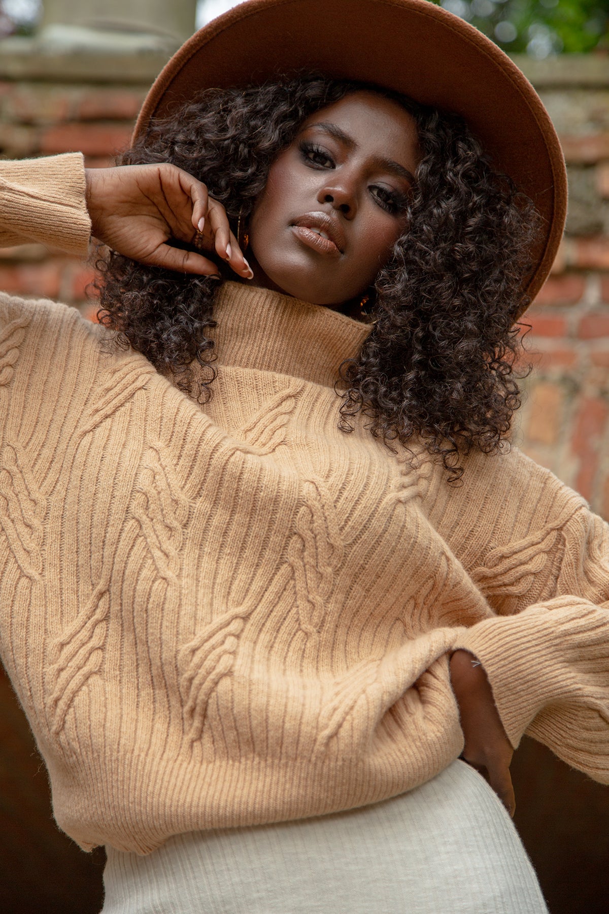 Wełniany klasyczny sweter golf premium karmelowy - 8