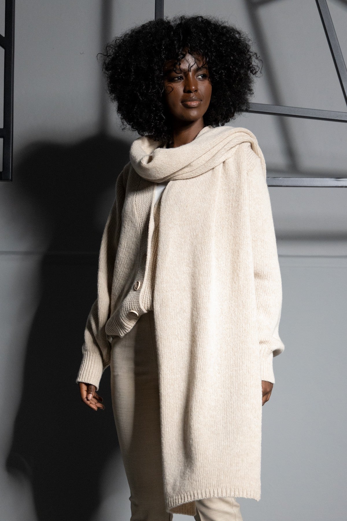 Wełniany szal beżowy - 3