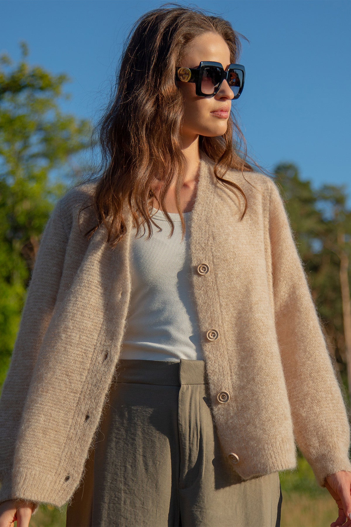 Zapinany kardigan z niefarbowanej wełny alpaki beżowy - 6