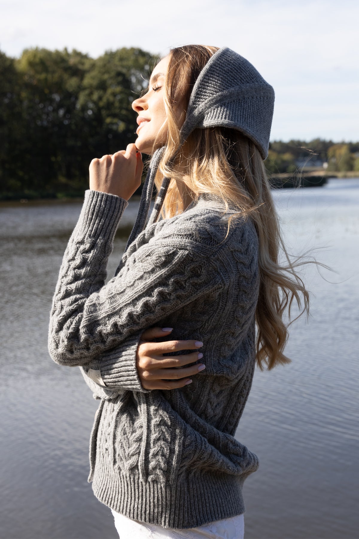 Zapinany wełniany kardigan szary - 4